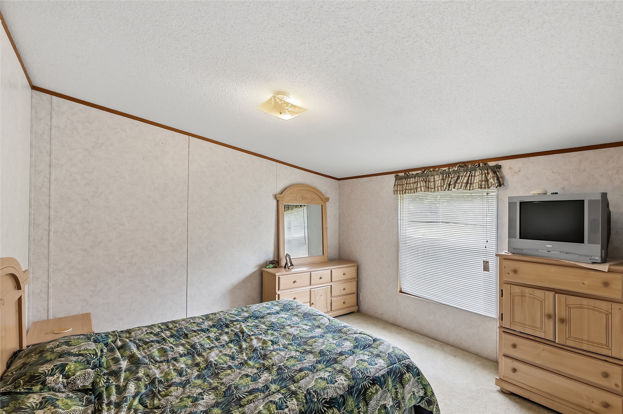 102 Windwood Circle Property Photo 23