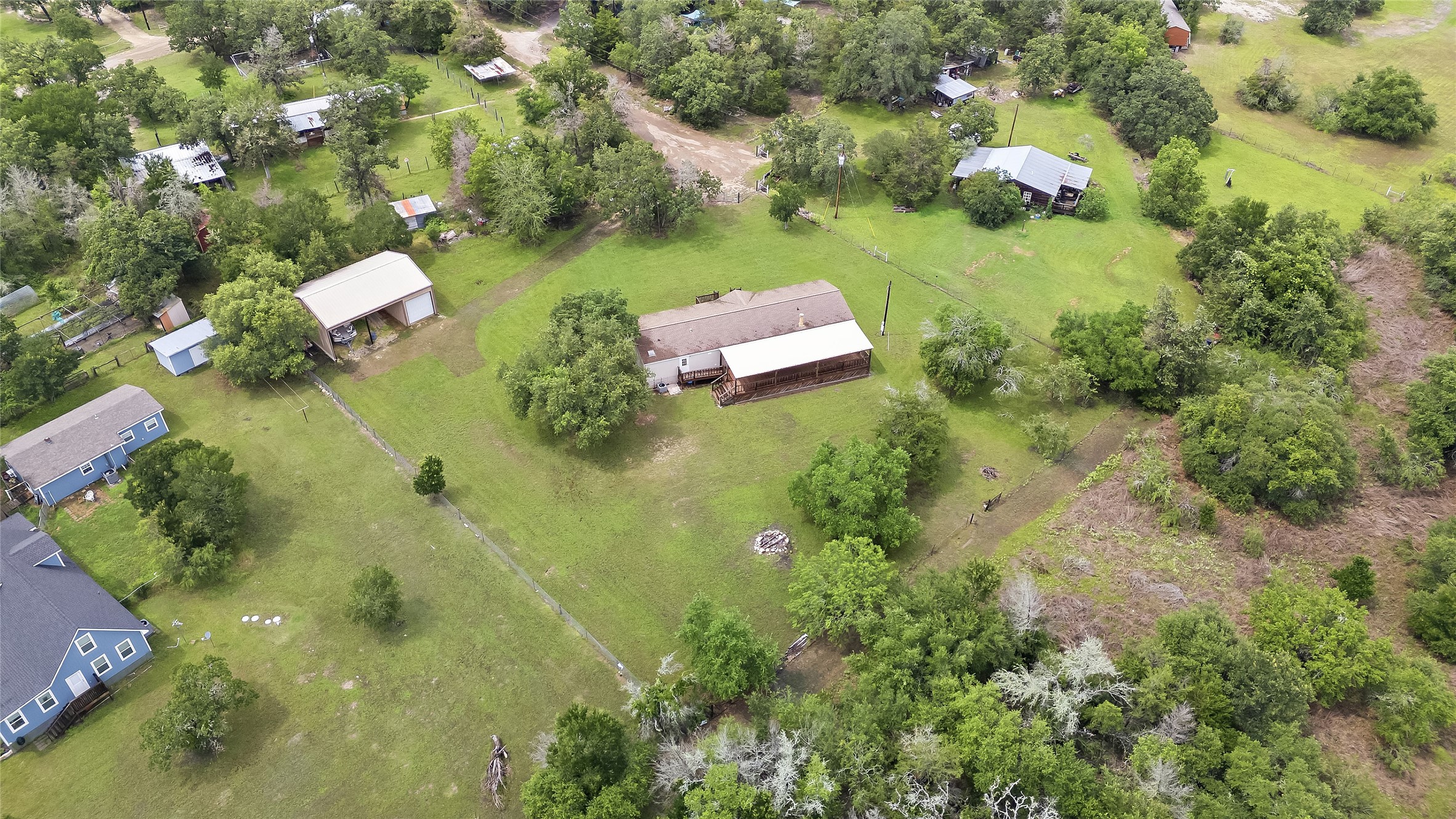 102 Windwood Circle Property Photo 33