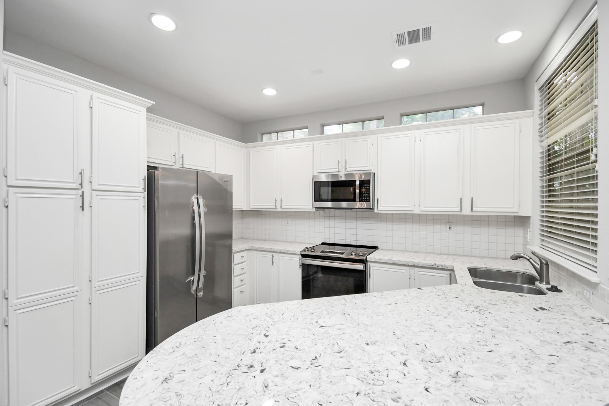 60 Lakeridge Court Property Photo 19