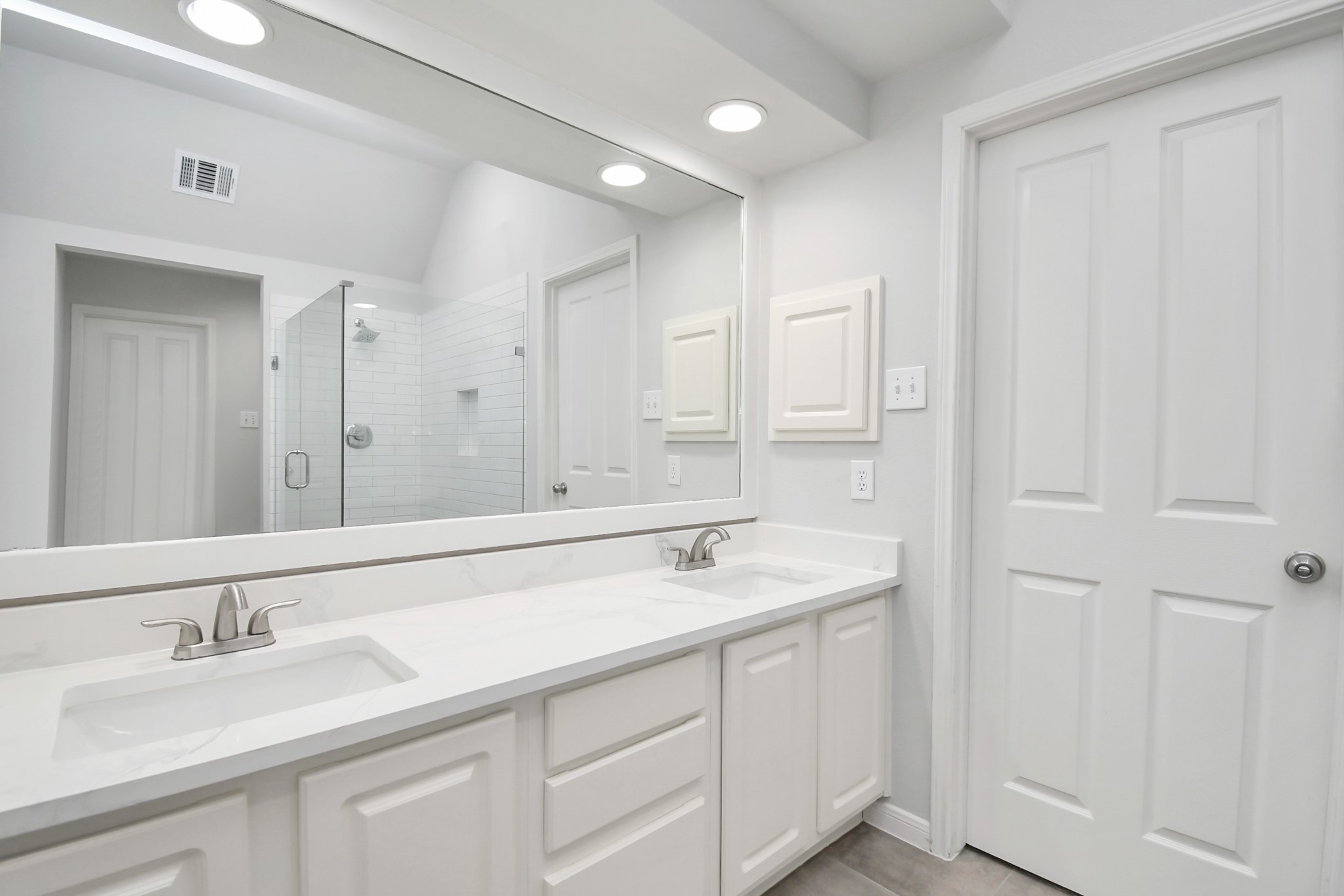 60 Lakeridge Court Property Photo 29