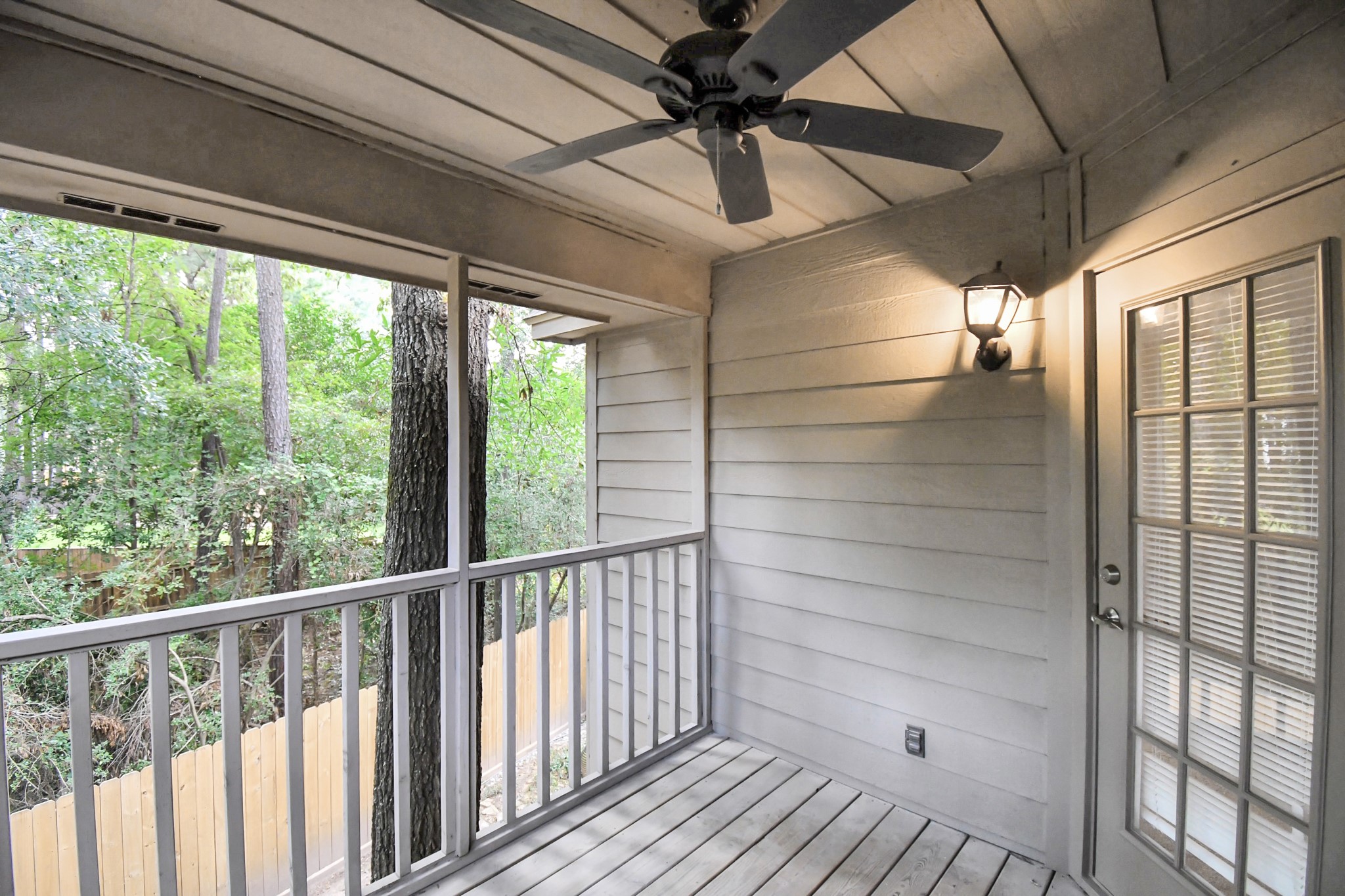 60 Lakeridge Court Property Photo 32