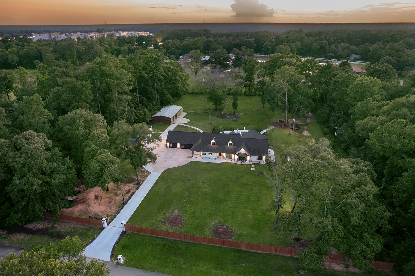 15232 Saddlewood Drive Property Photo 45