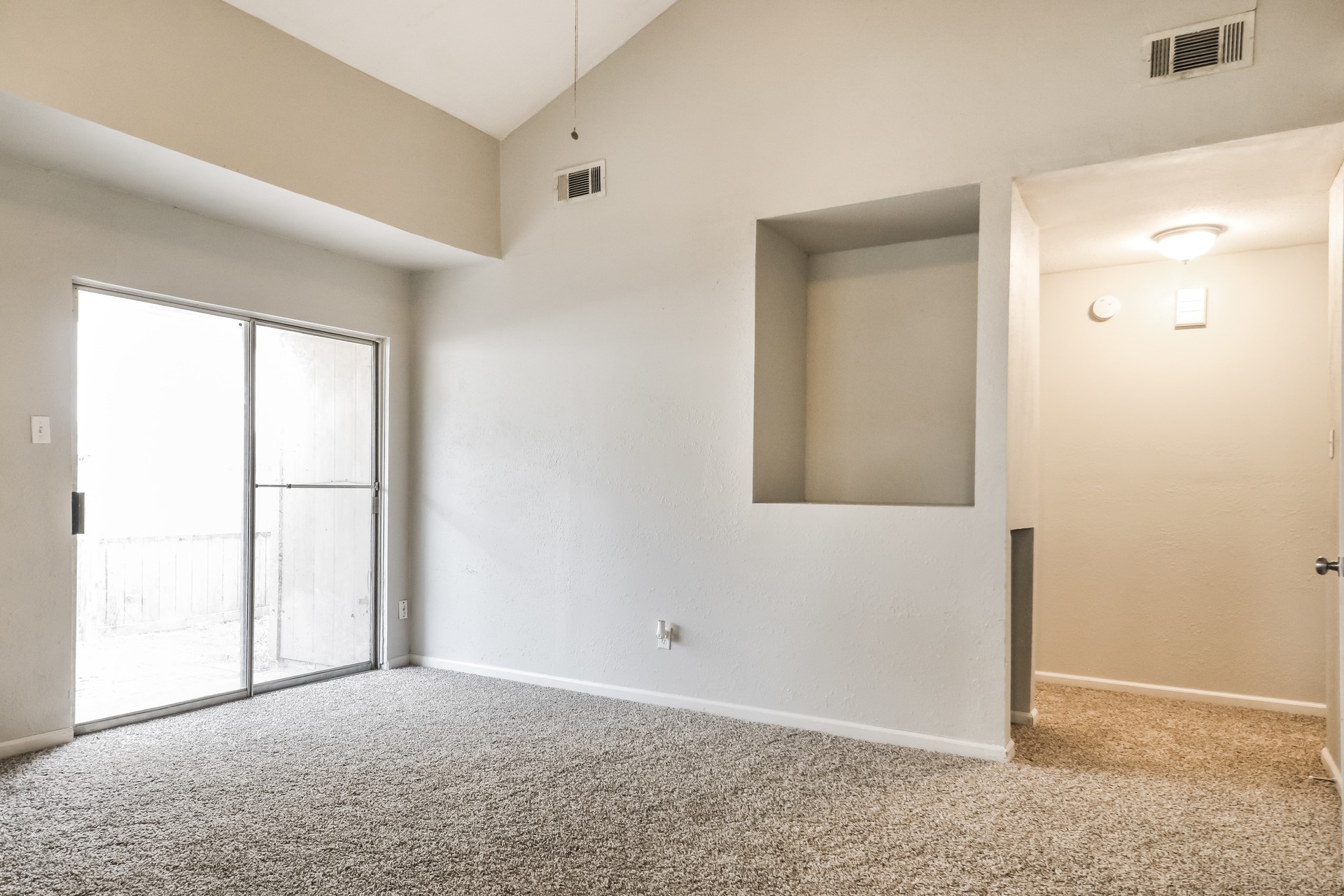 3815 Derbyhall Drive Property Photo 3
