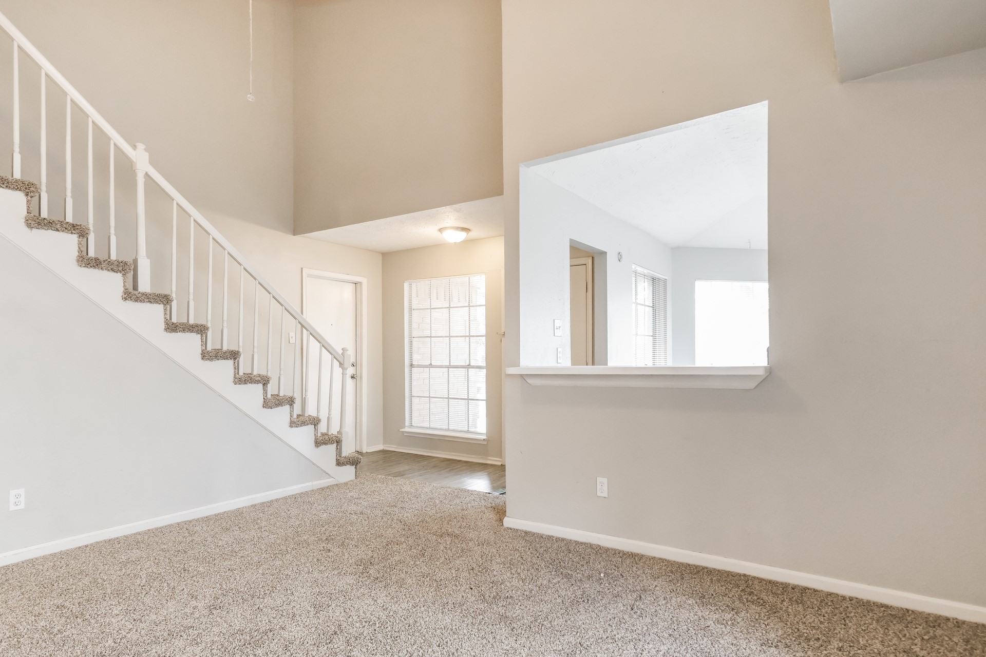 3815 Derbyhall Drive Property Photo 6