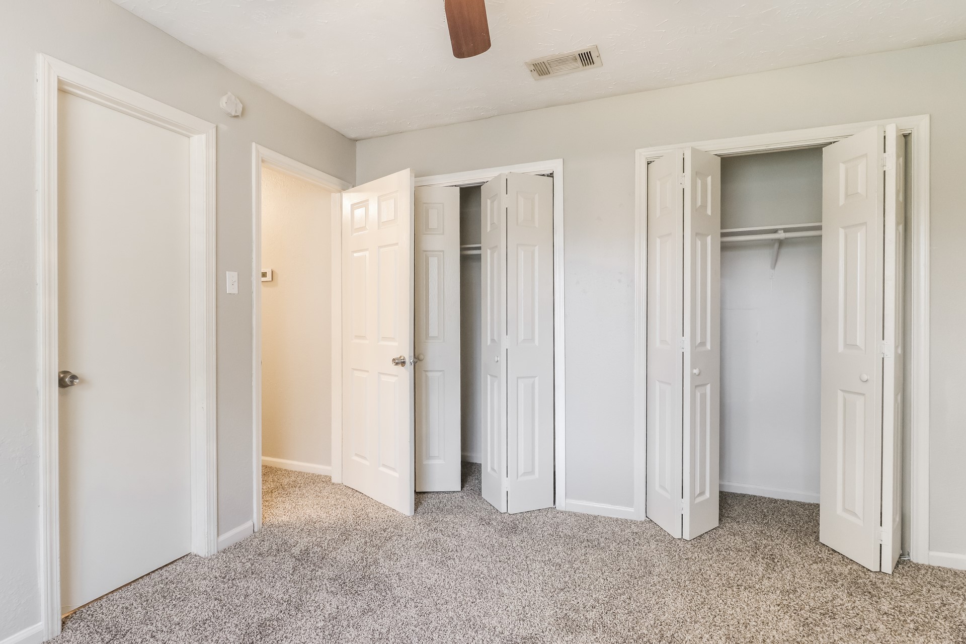 3815 Derbyhall Drive Property Photo 14