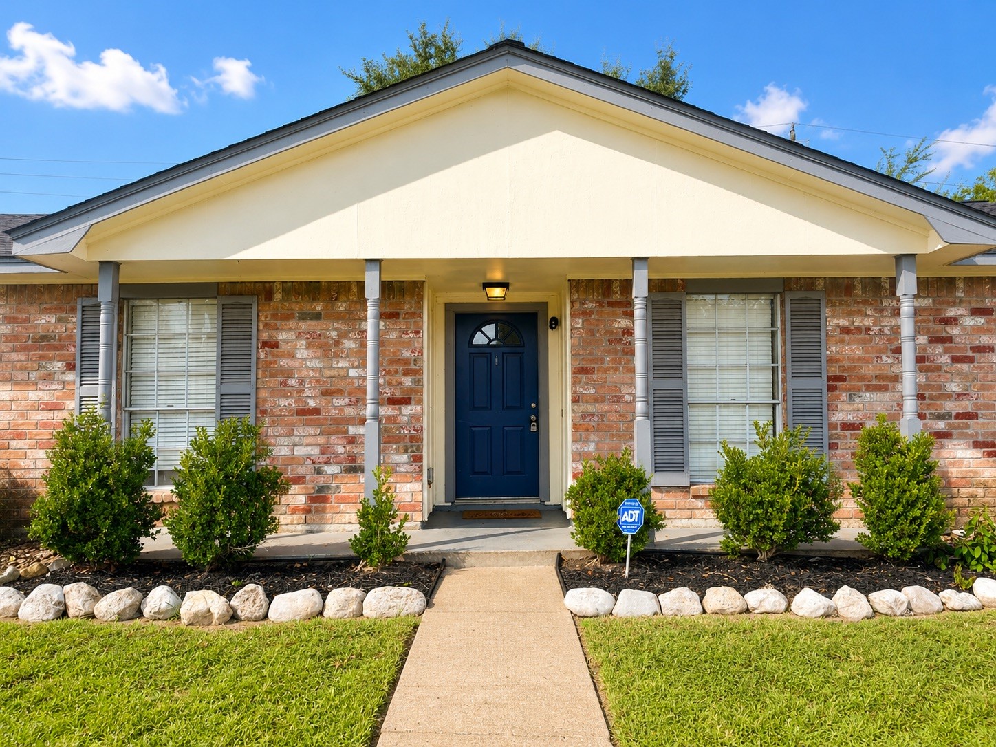 11427 Brook Meadows Lane Property Photo 3