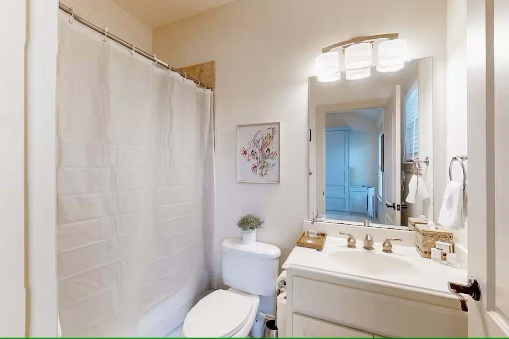 404 W 16th Street Property Photo 20