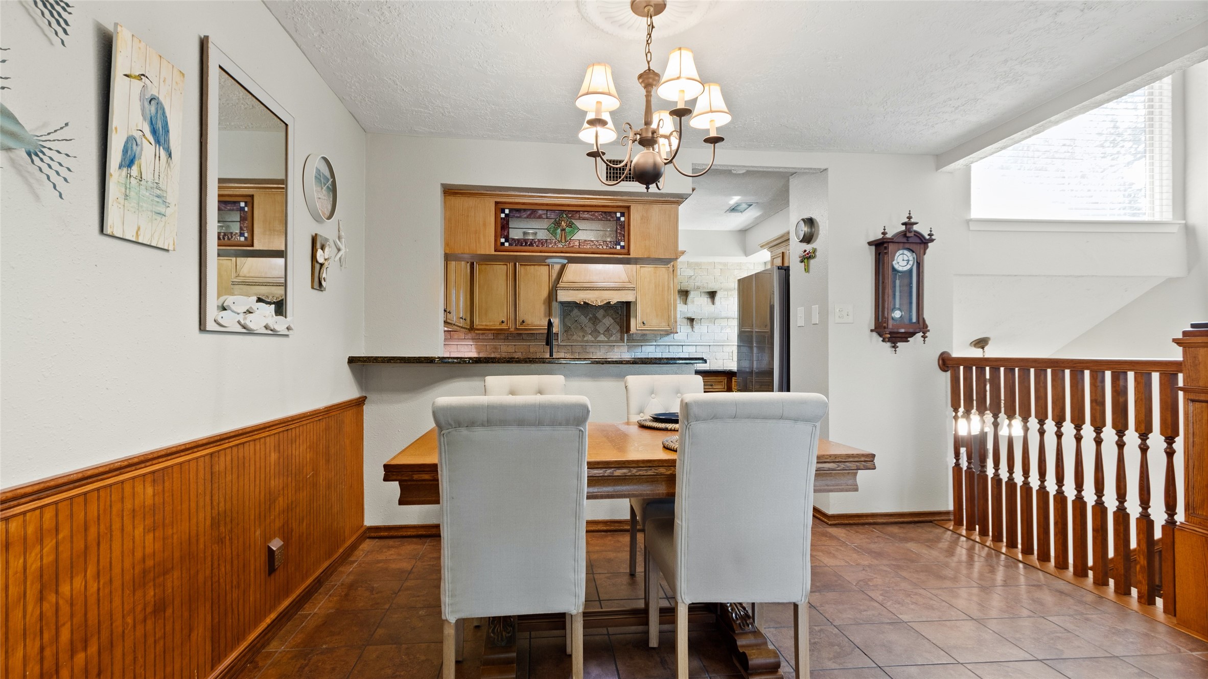 655 Davis Road Property Photo 8