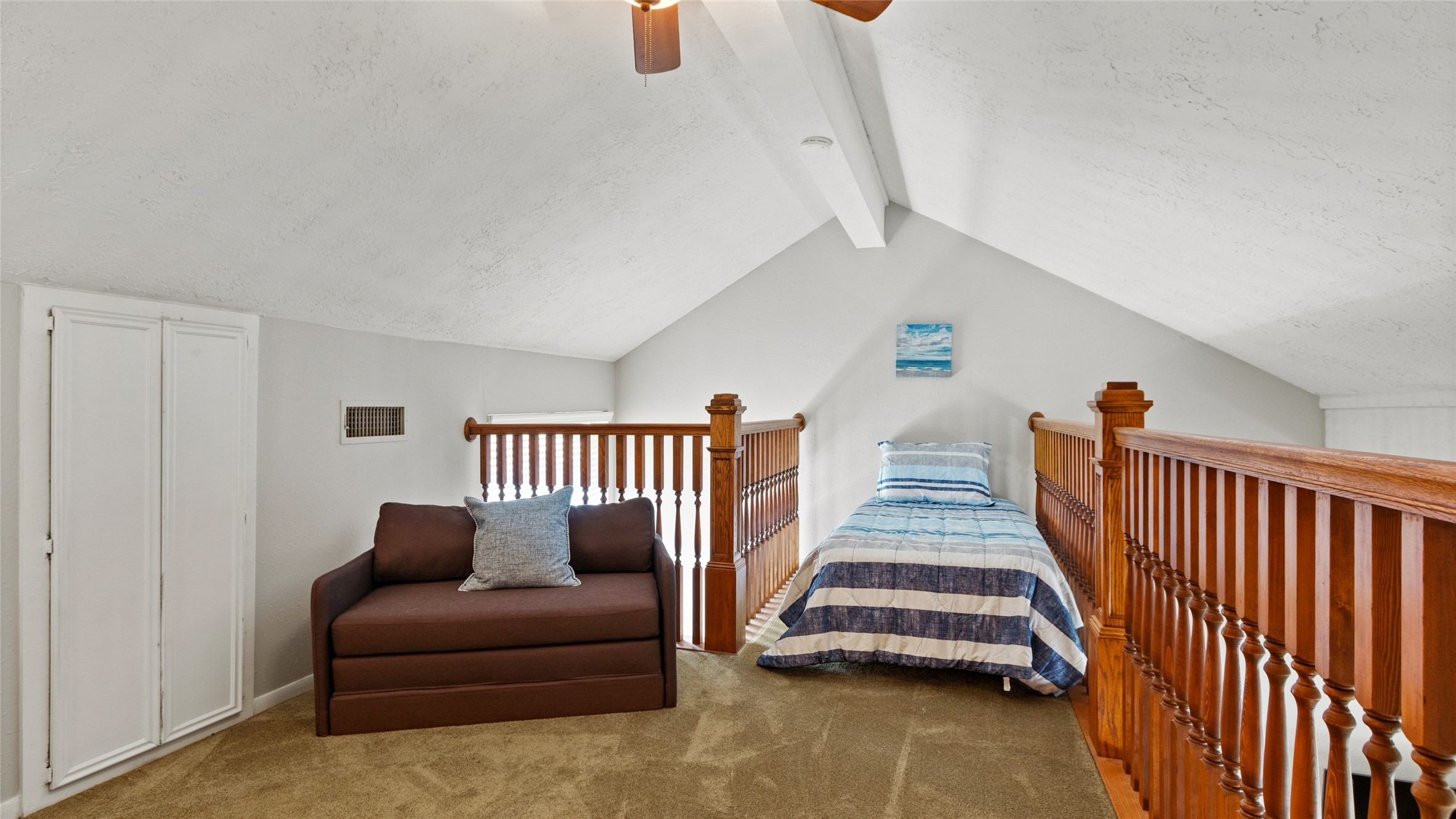 655 Davis Road Property Photo 11