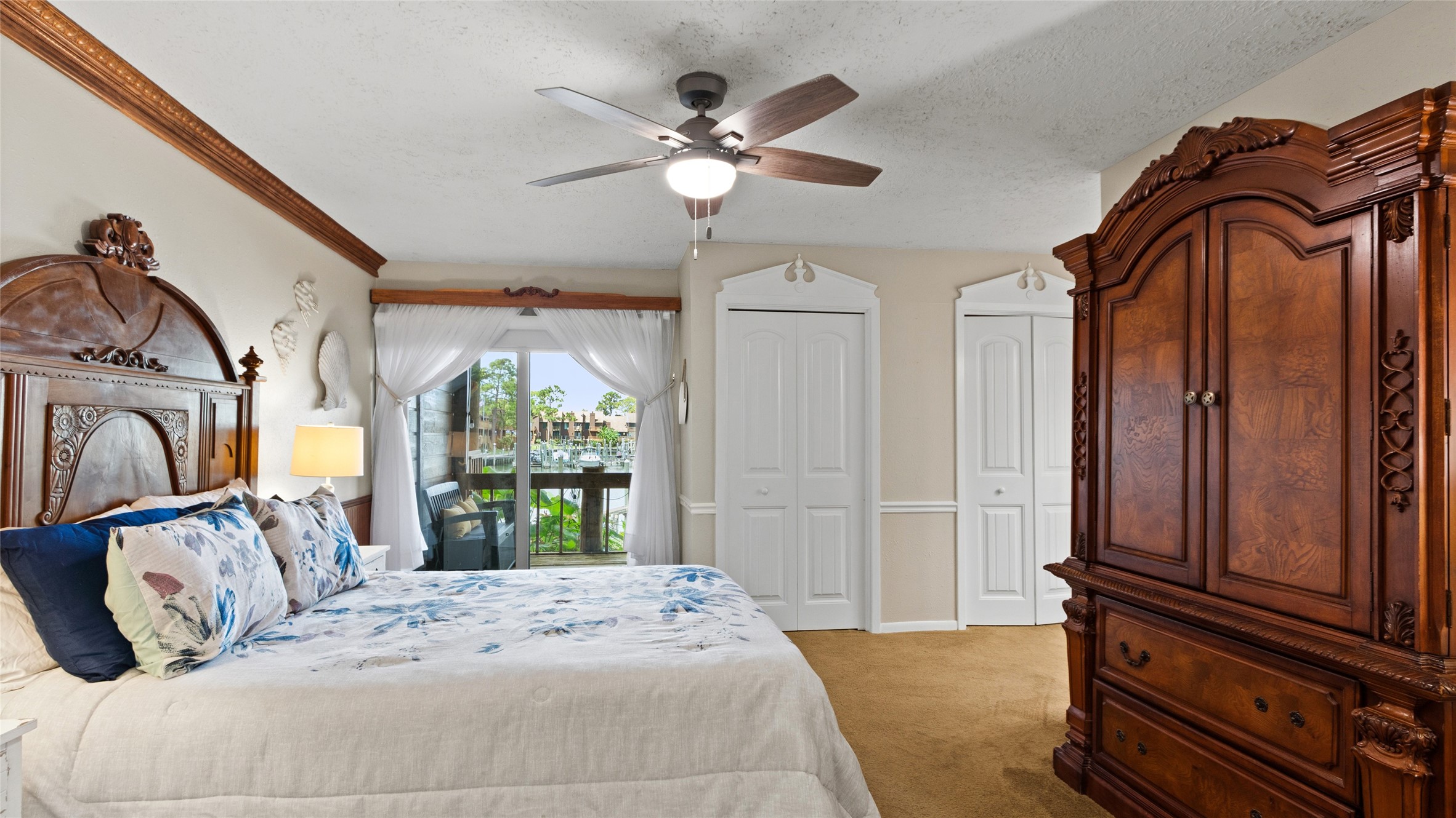 655 Davis Road Property Photo 13