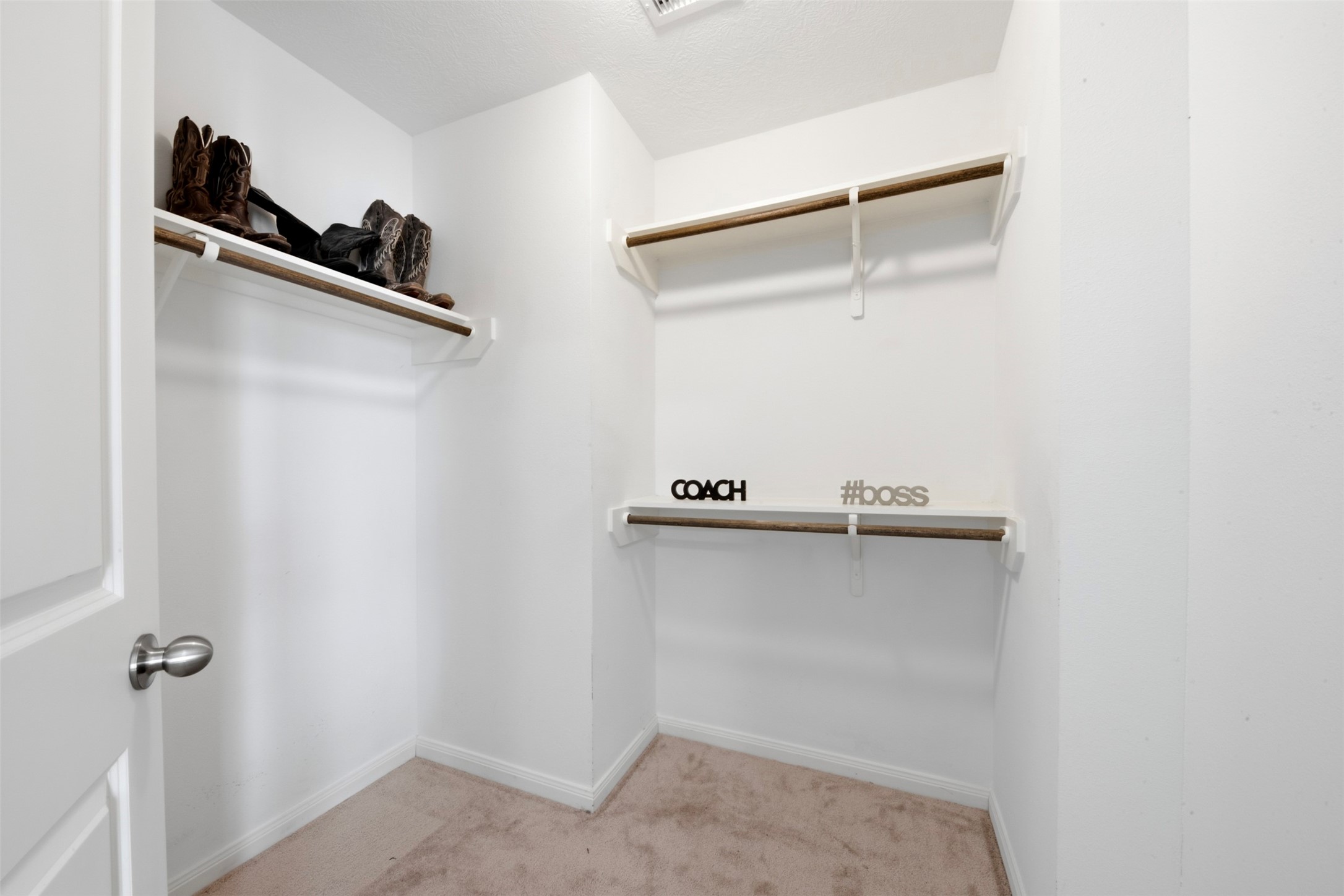 15011 Crockett Road Property Photo 15