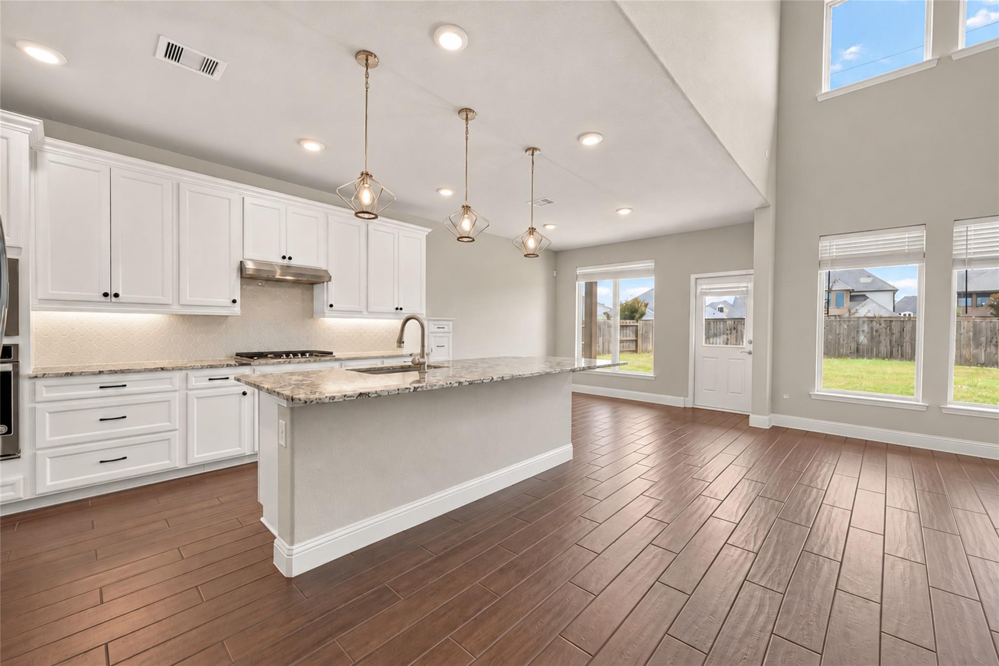 29031 Nectar Island Lane Property Photo 5