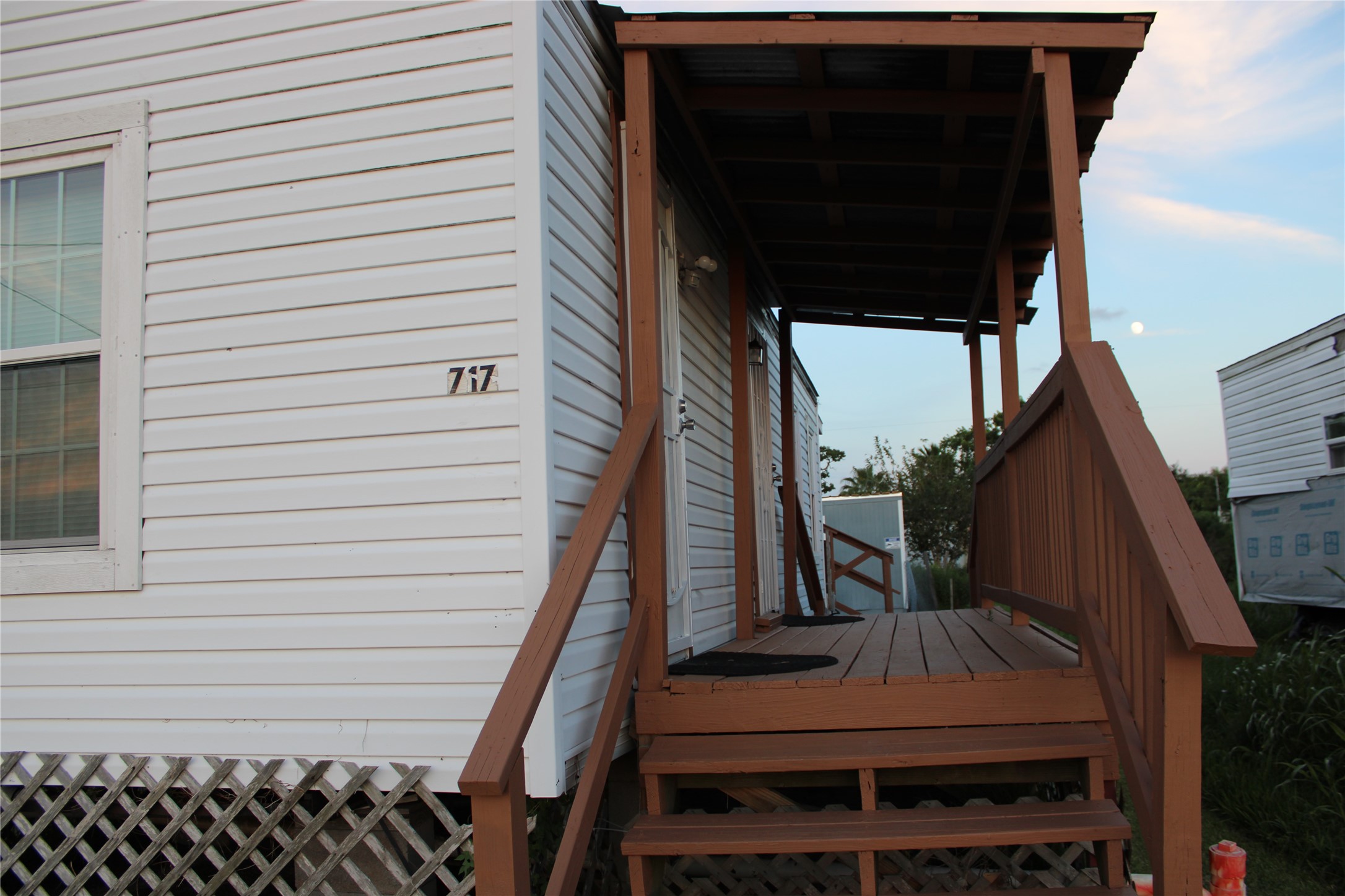 717 7th Street Property Photo 8