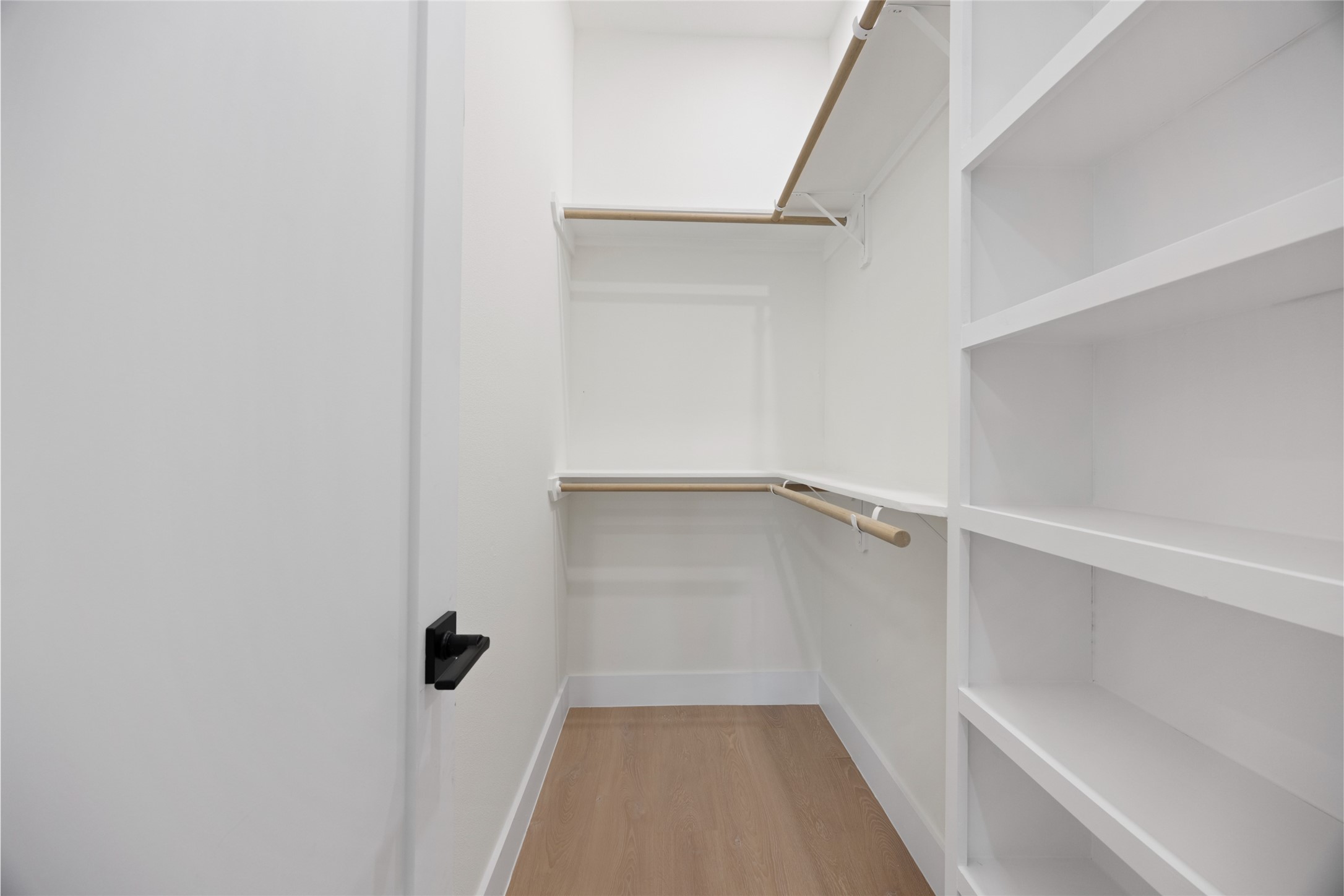 6328 Sidney Street Property Photo 15