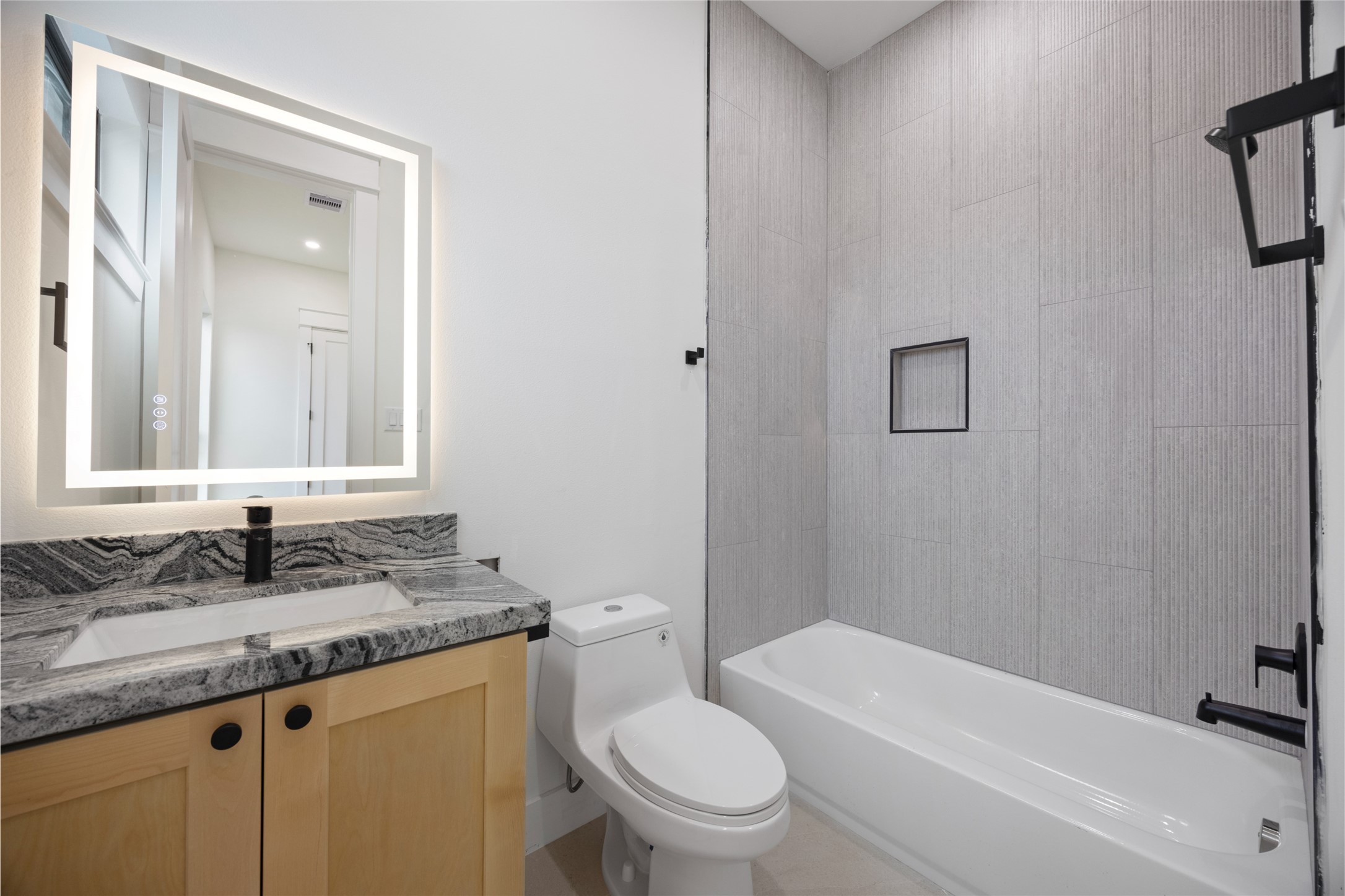 6328 Sidney Street Property Photo 20