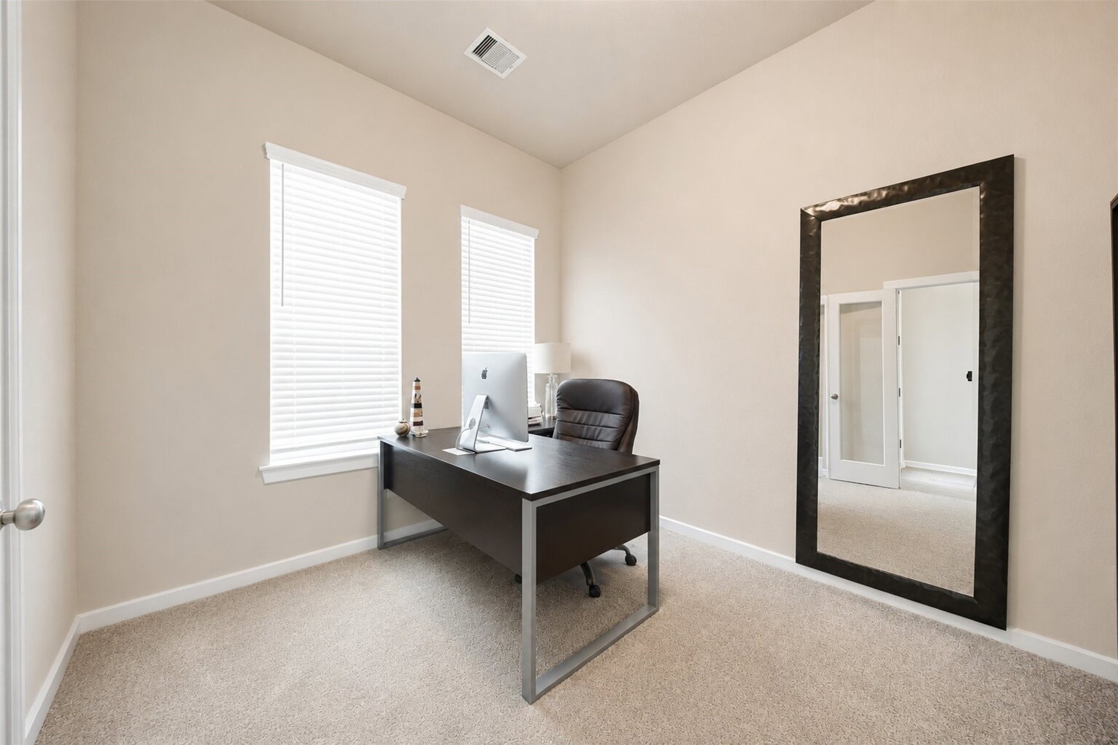13025 Ocean Breeze Lane Property Photo 5