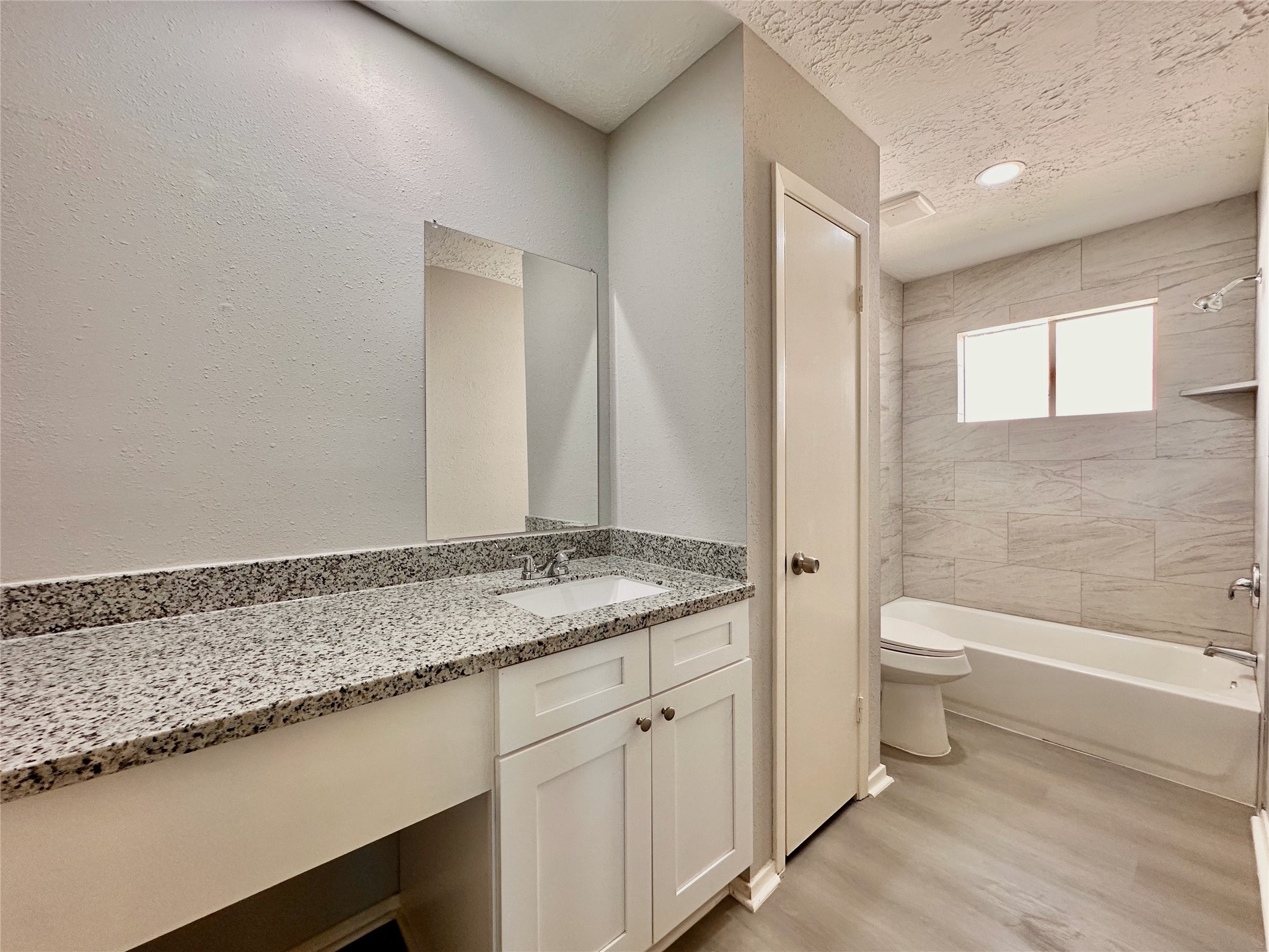 8223 Buckeye Glen Lane Property Photo 28