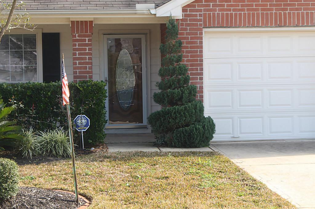 8331 Loetsch Ridge Way Property Photo 2