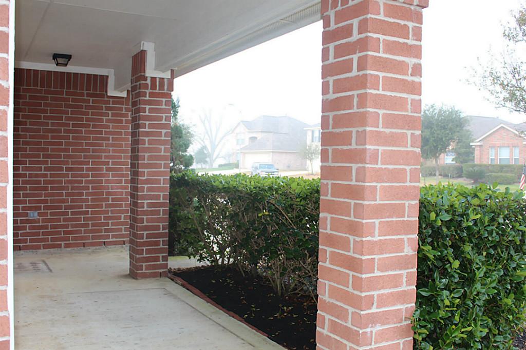 8331 Loetsch Ridge Way Property Photo 4