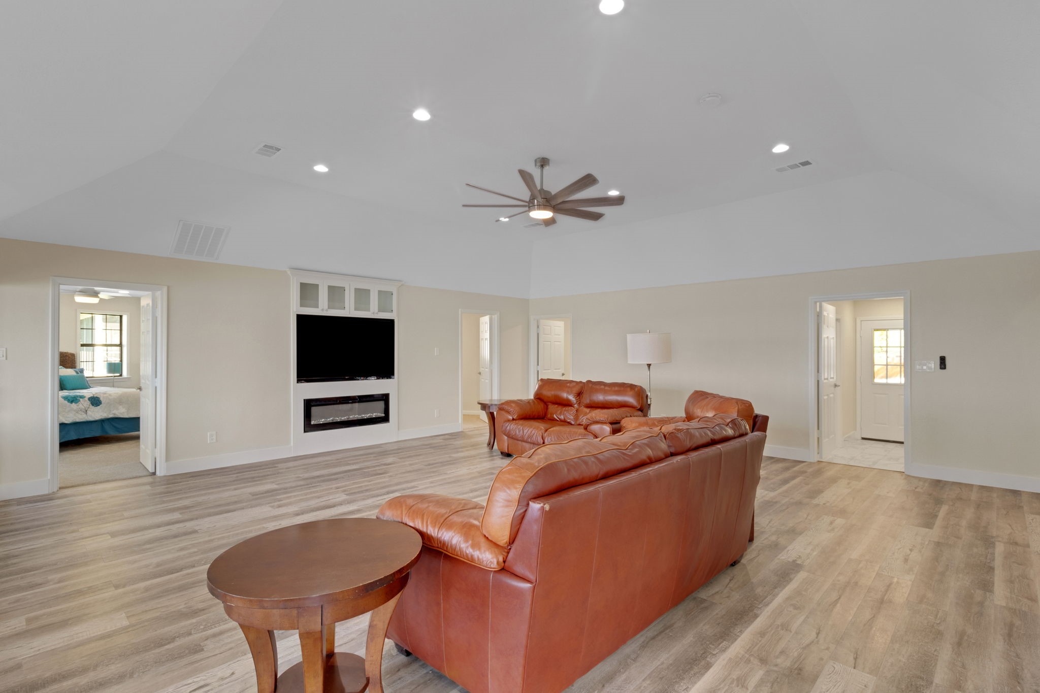 441 Southwood Shores Drive Property Photo 6