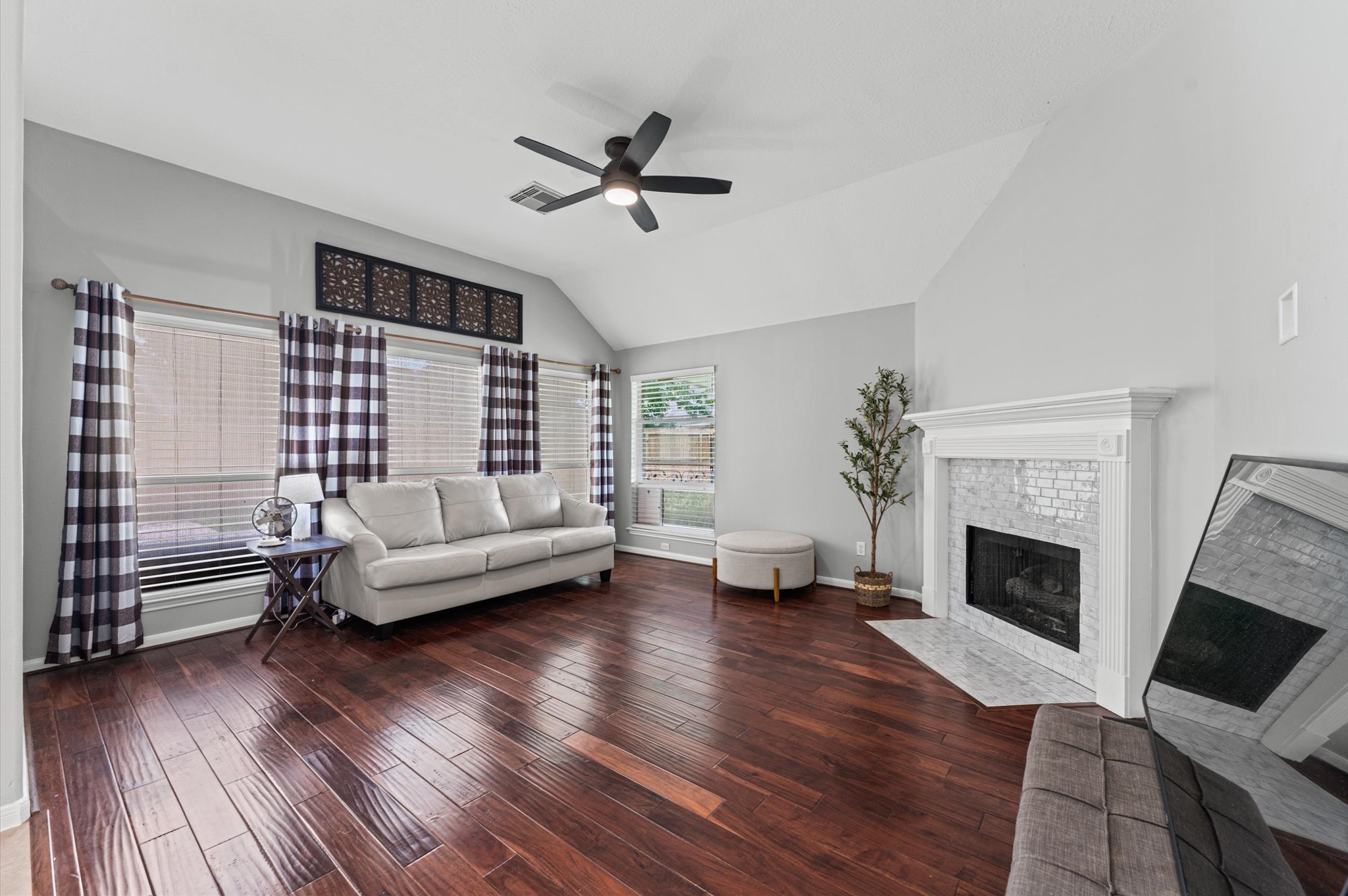 2615 Easton Springs Court Property Photo 15
