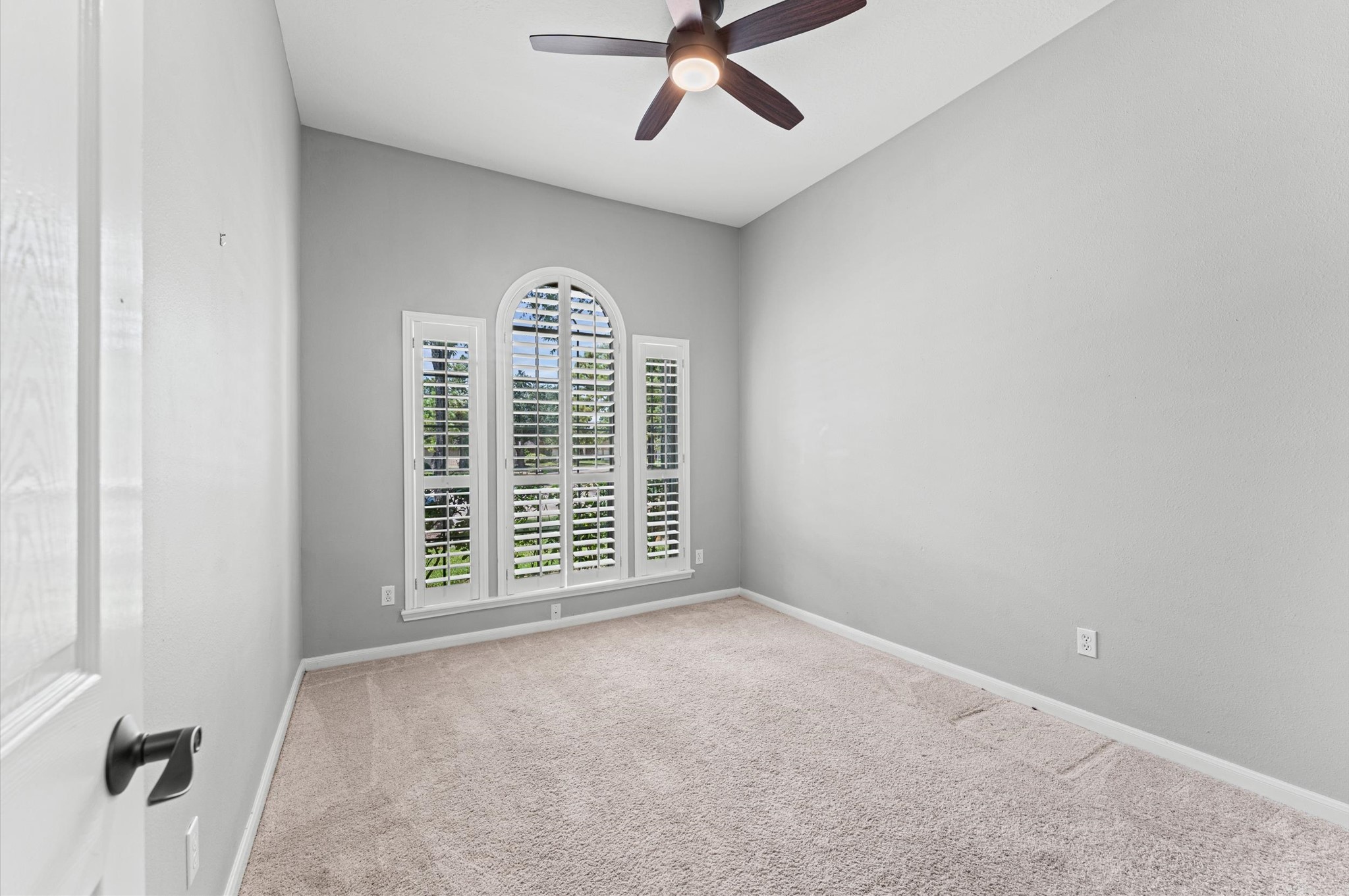 2615 Easton Springs Court Property Photo 23