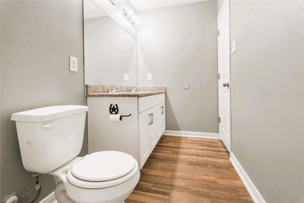 15638 Del Norte Drive Property Photo 13