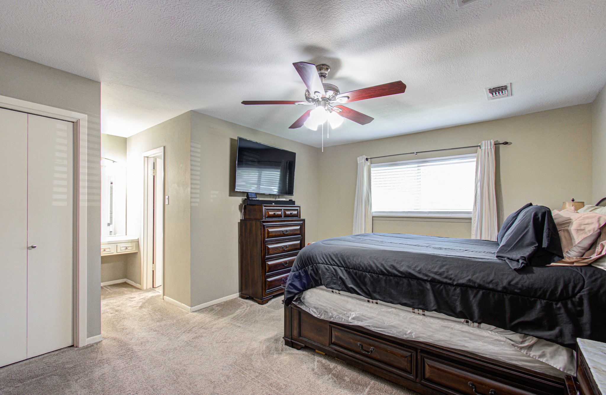 4814 Burning Tree Drive Property Photo 32