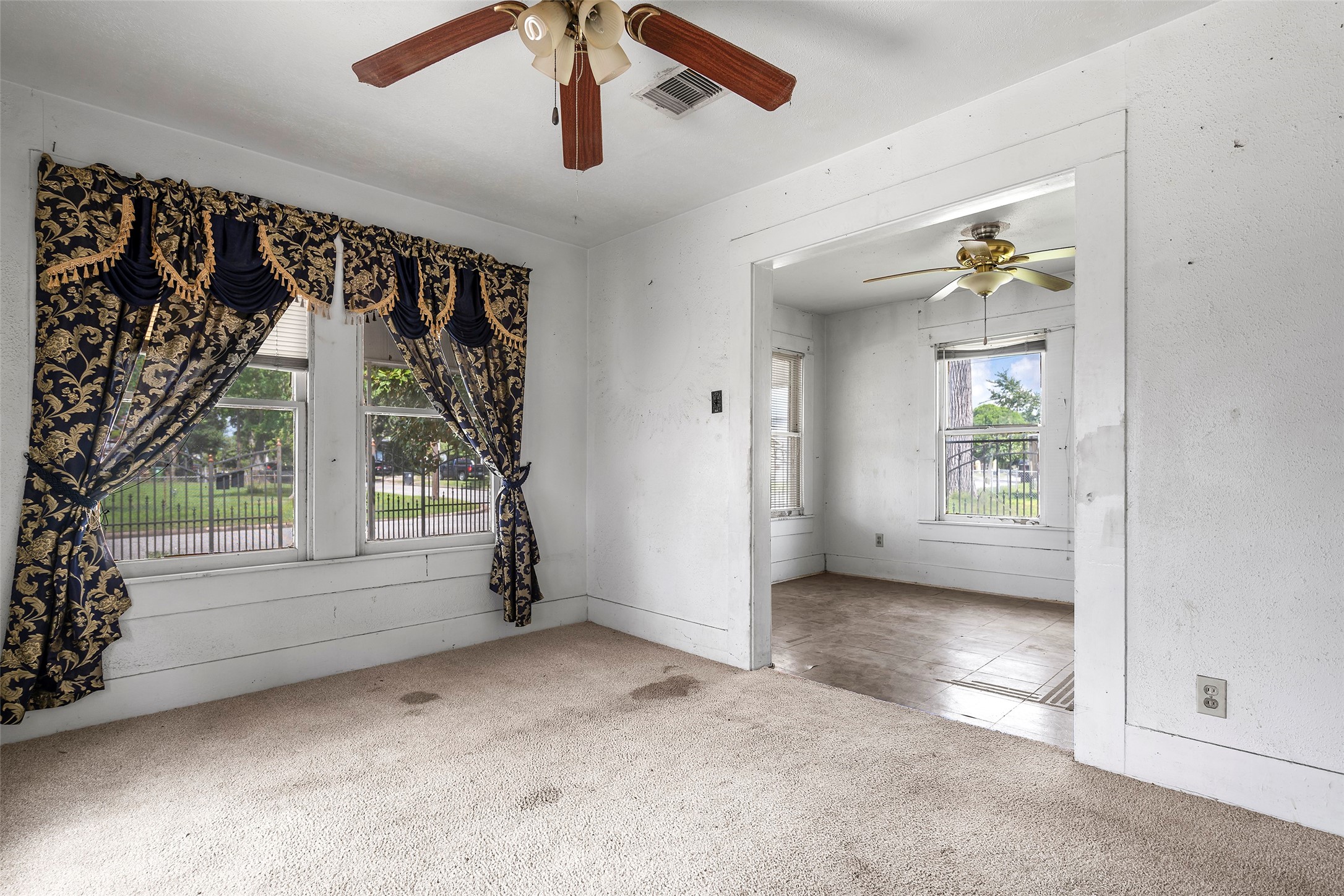 4118 Gano Street Property Photo 6