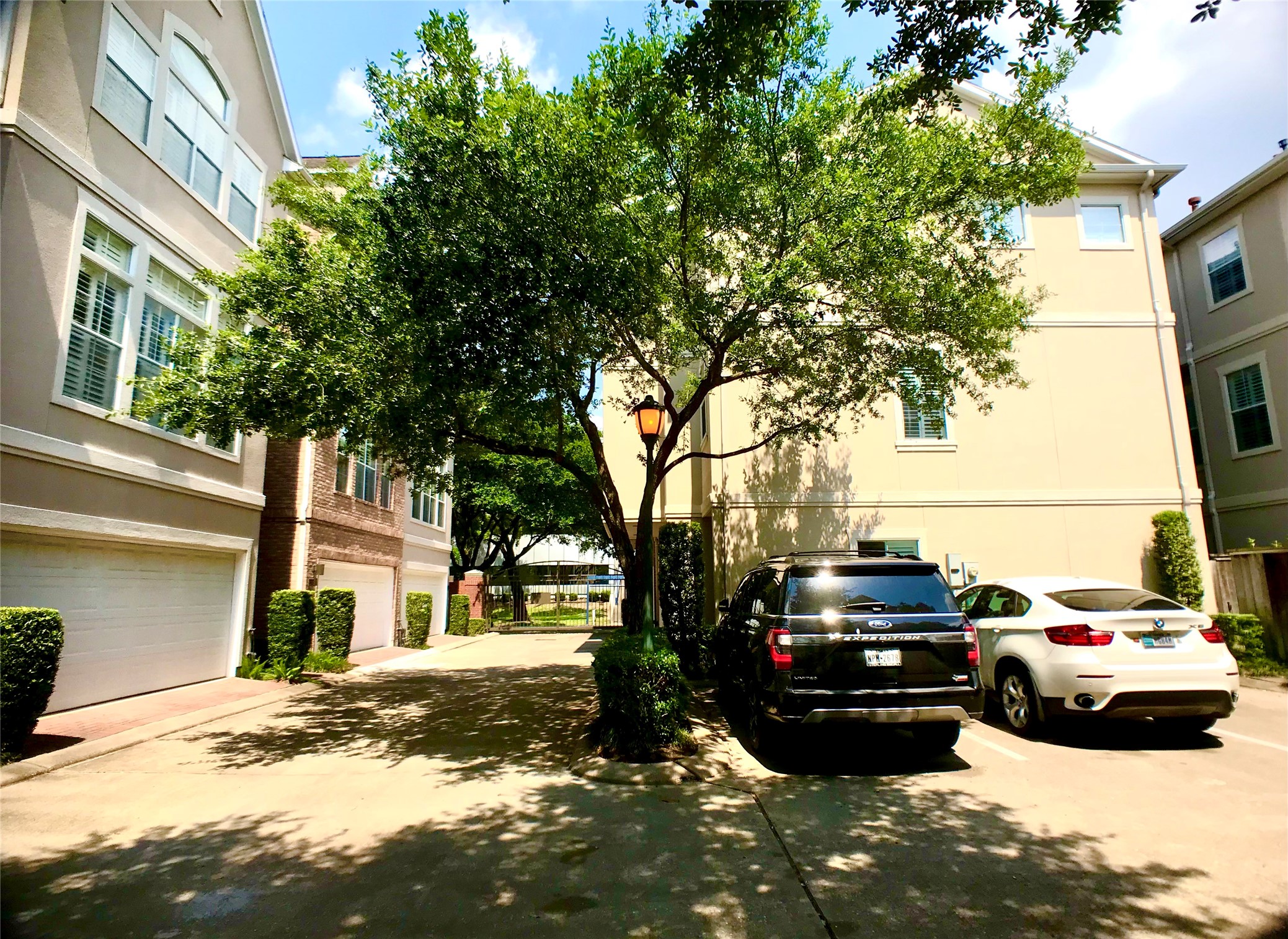 2104 Bancroft Street Property Photo 9