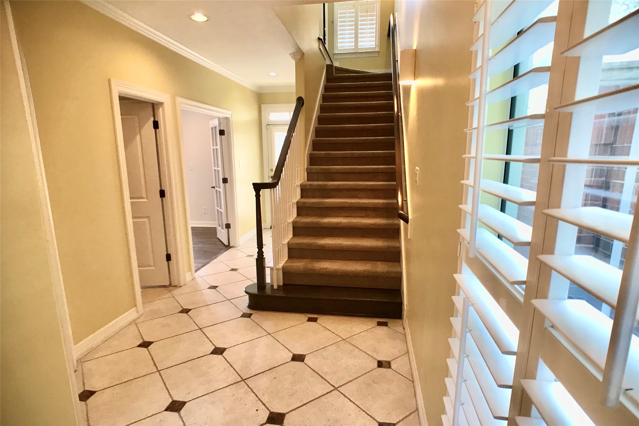 2104 Bancroft Street Property Photo 11