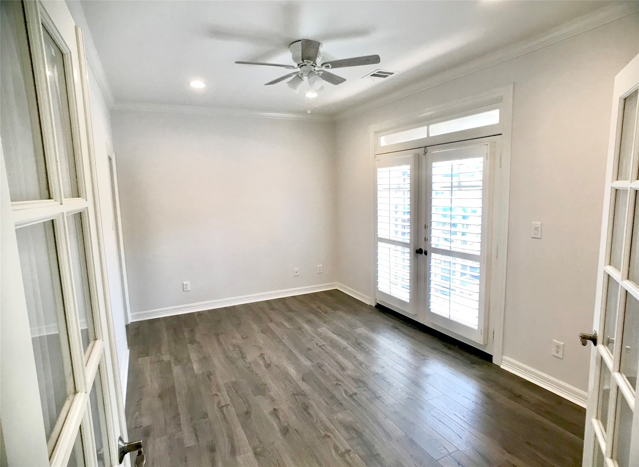 2104 Bancroft Street Property Photo 13