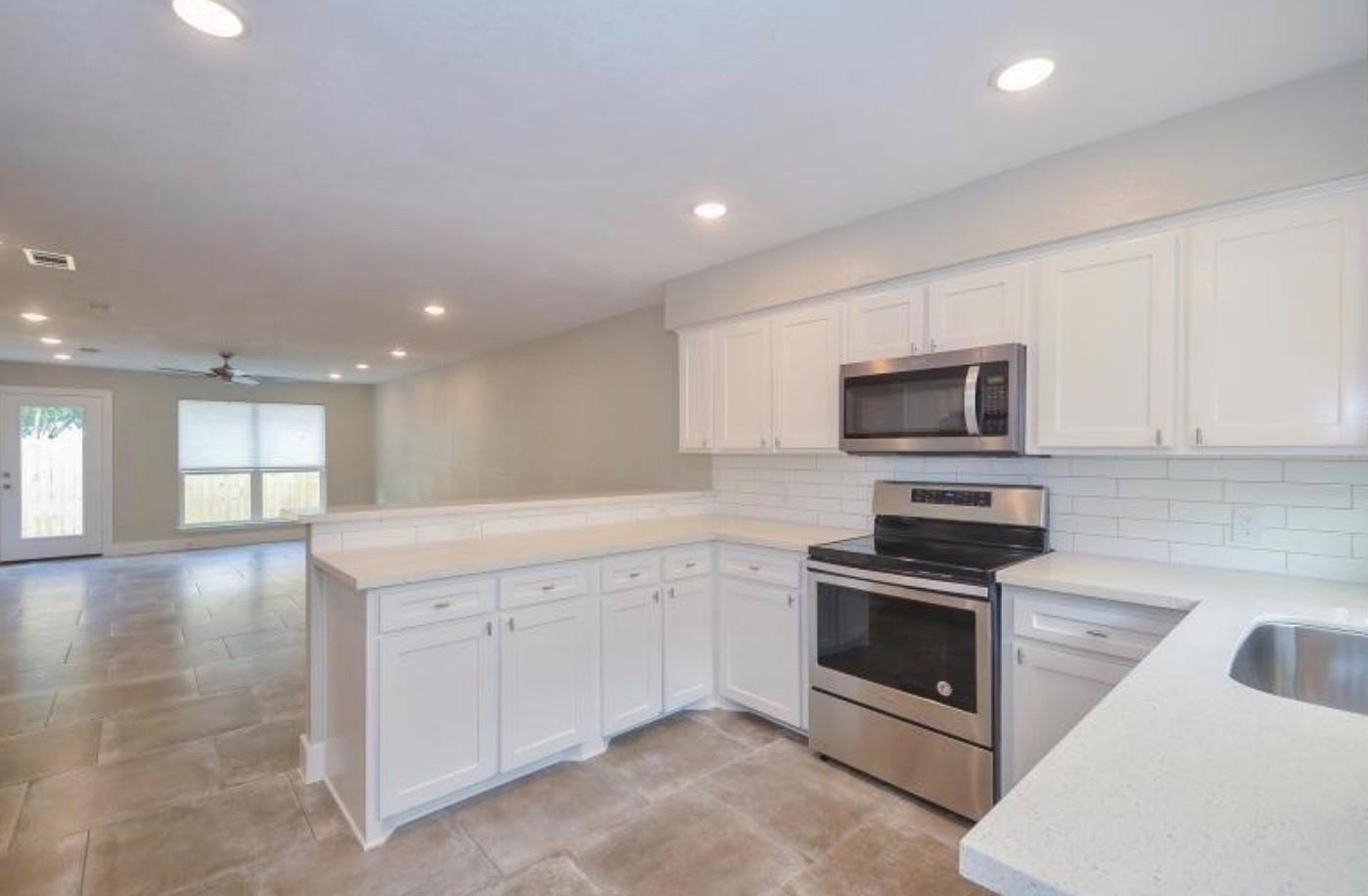 6313 Bowers Street Property Photo 1