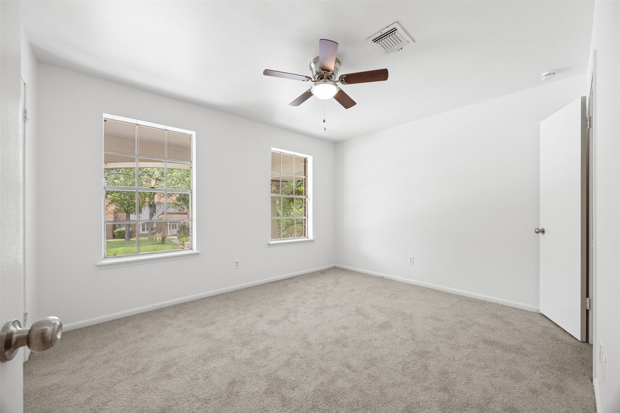 1919 Saddlecreek Drive Property Photo 28
