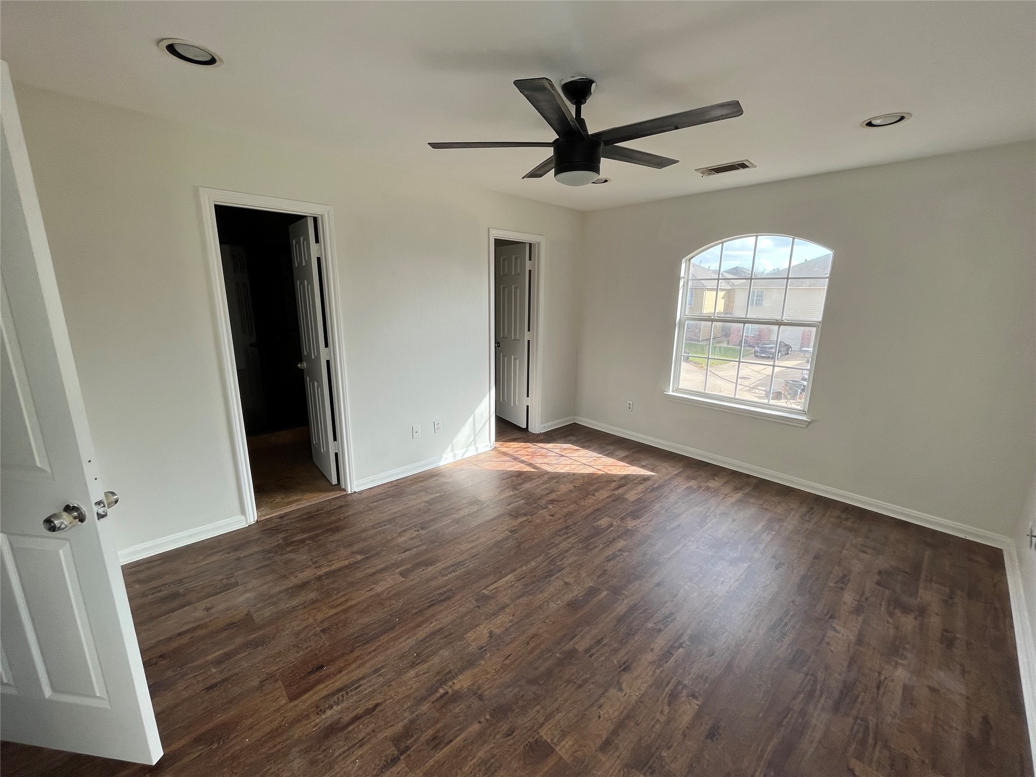 15506 Waldron Circle A Property Photo 3