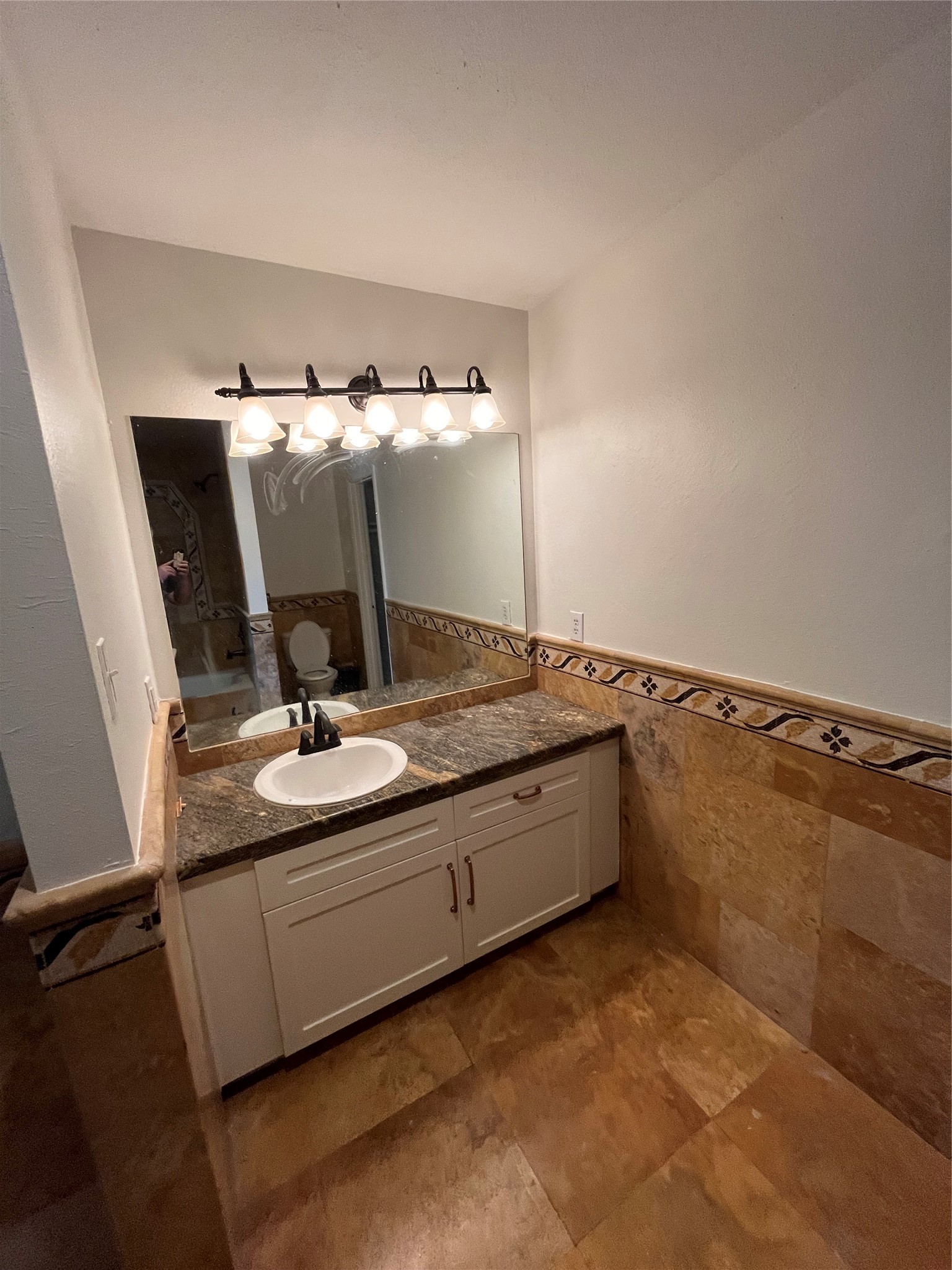 15506 Waldron Circle A Property Photo 8
