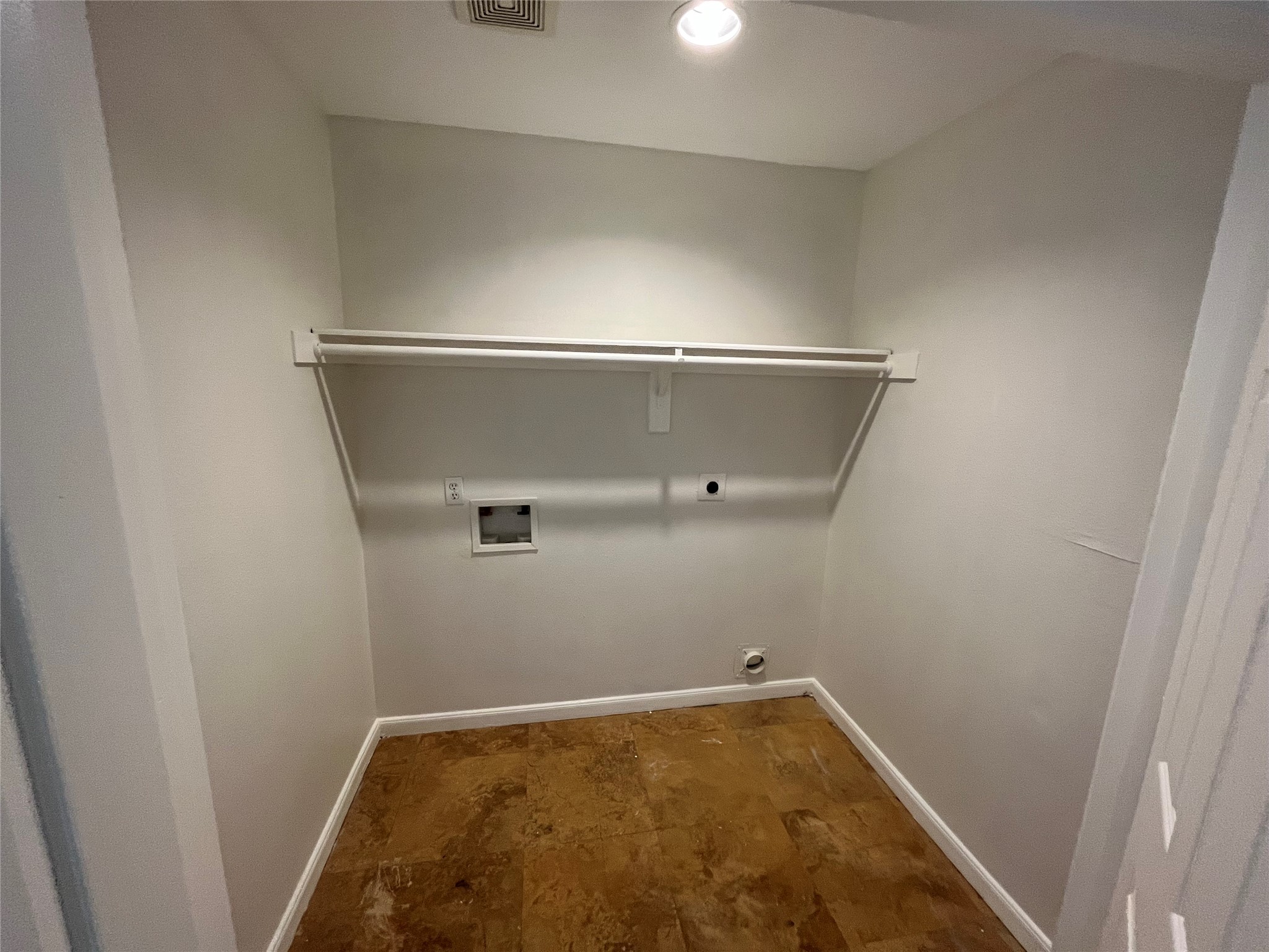 15506 Waldron Circle A Property Photo 12