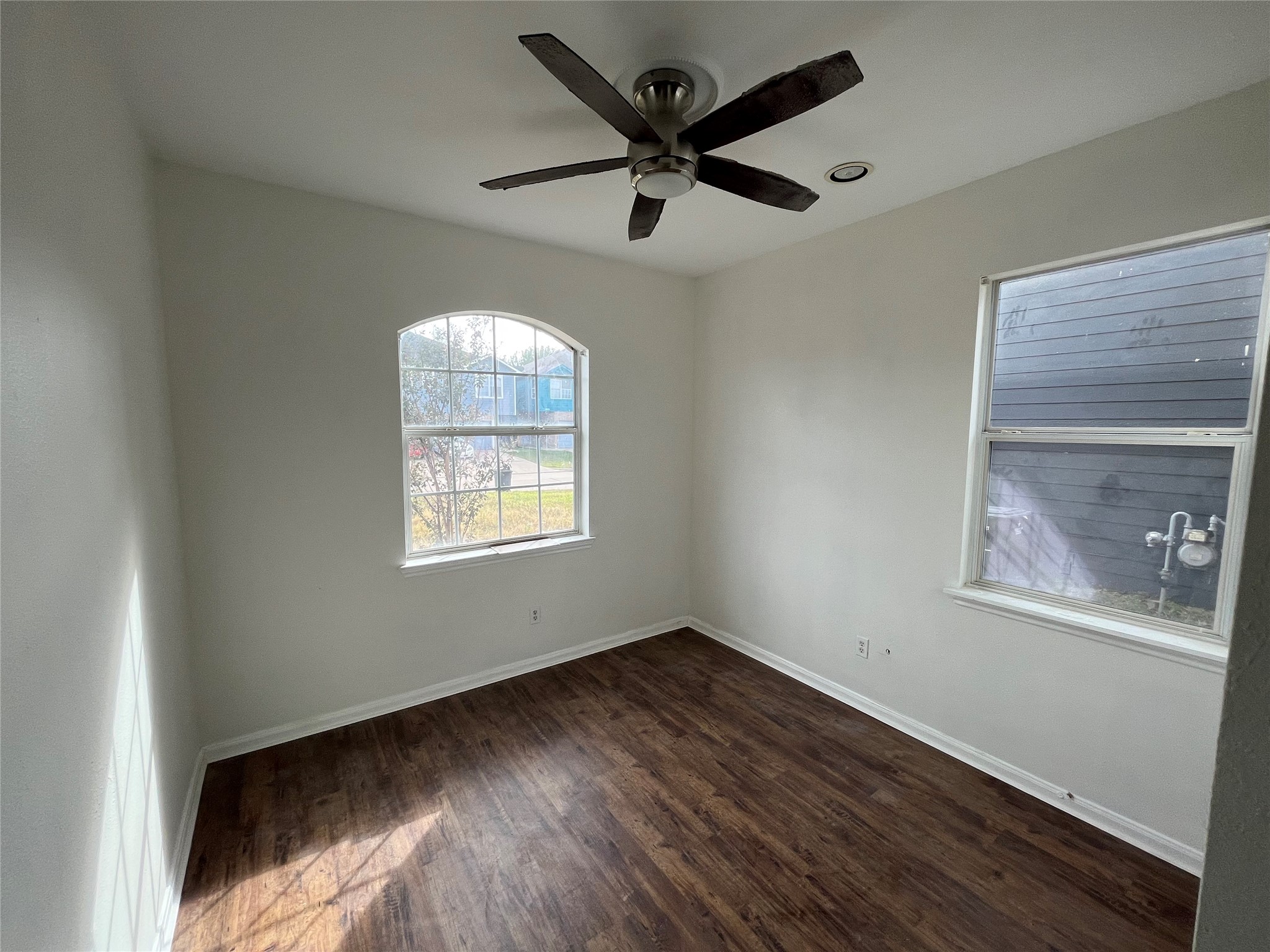 15506 Waldron Circle A Property Photo 28
