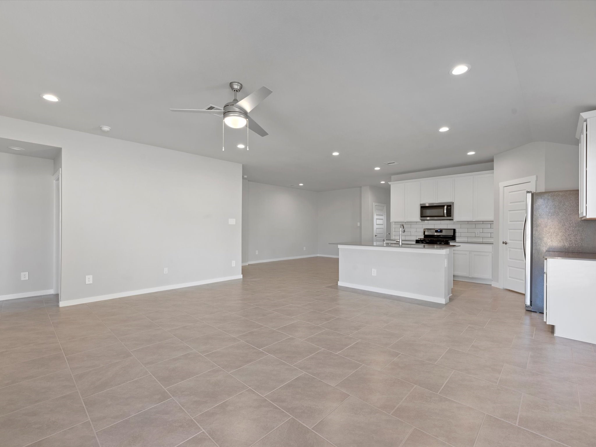 3335 Silverton Drive Property Photo 14