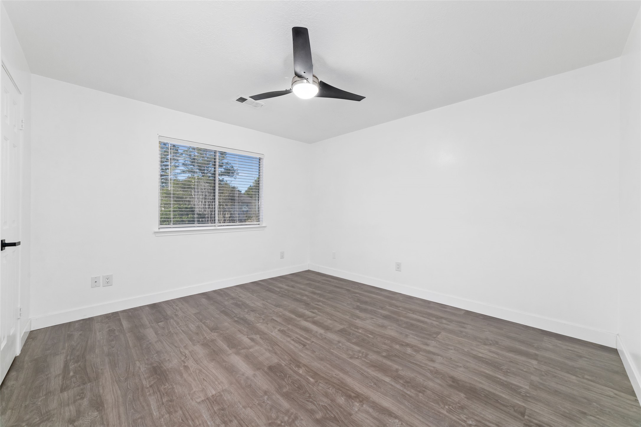 20415 Longspring Drive Property Photo 11