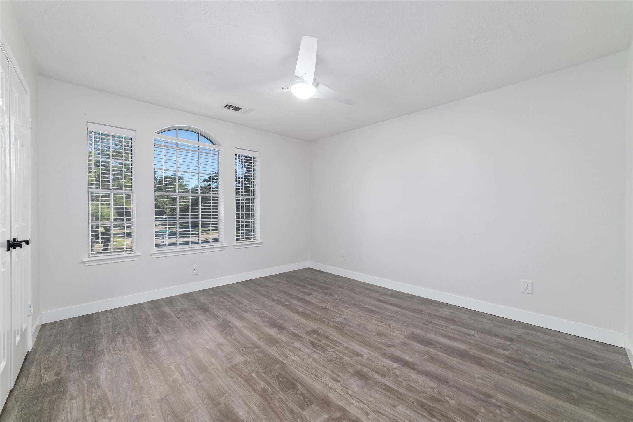 20415 Longspring Drive Property Photo 13