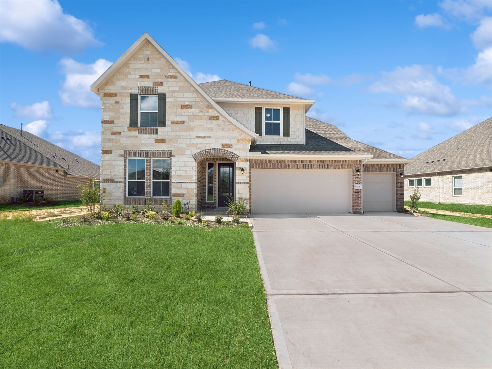 6810 Allens Landing Property Photo