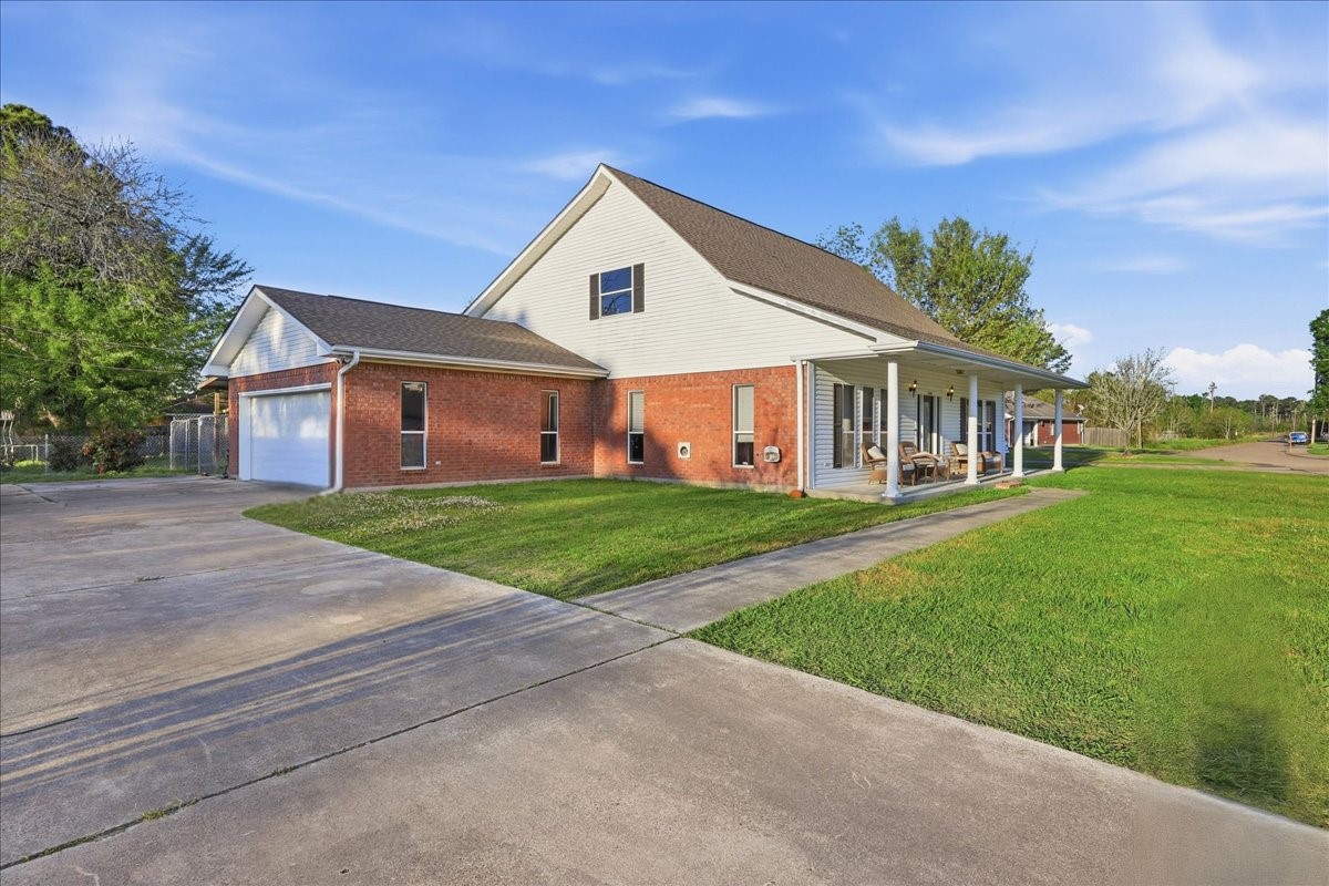4404 Kitty Chapin Avenue Property Photo 3