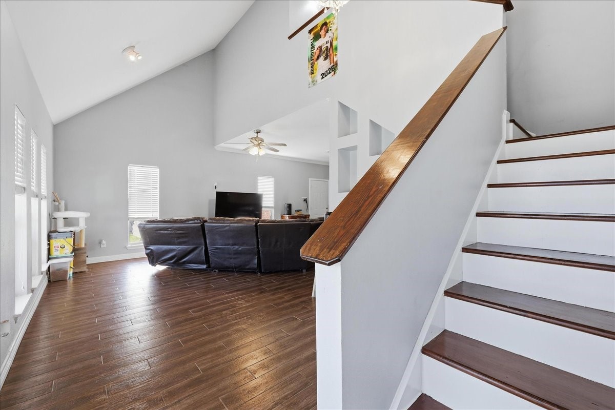 4404 Kitty Chapin Avenue Property Photo 6