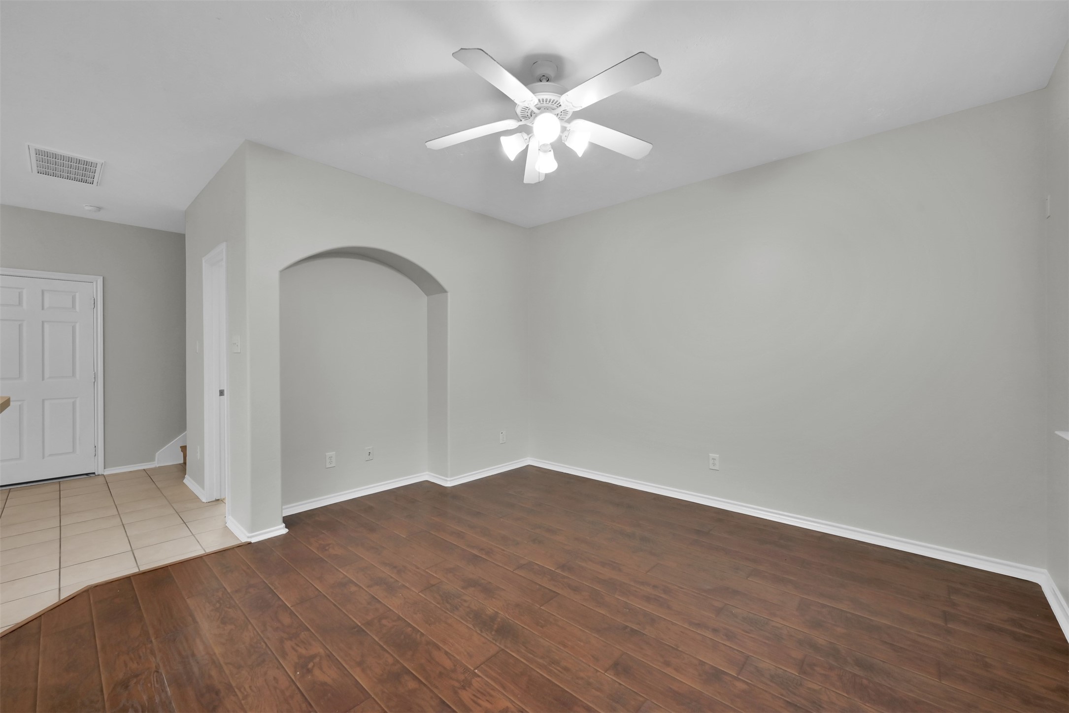 214 W Stedhill Loop Loop Property Photo 10
