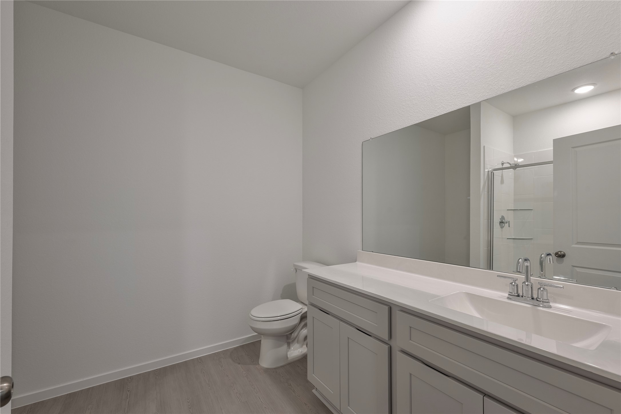 905 Silver Buckle Lane Property Photo 15