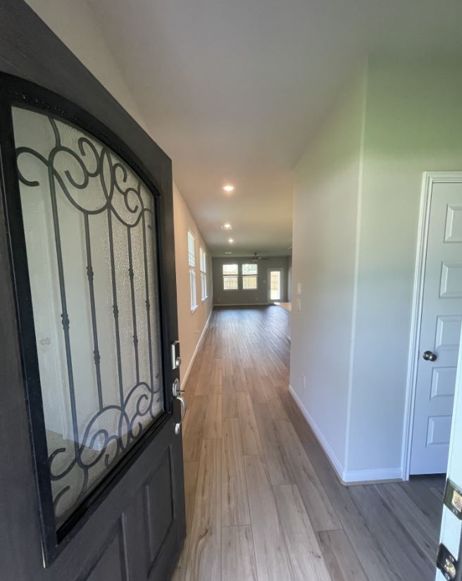 7052 Silverleaf Oak Street Property Photo 3