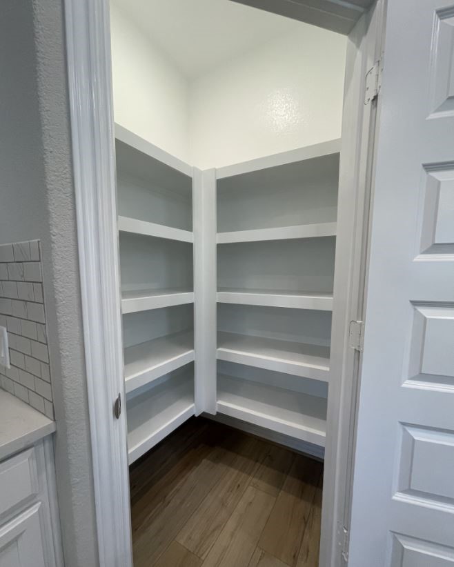 7052 Silverleaf Oak Street Property Photo 7