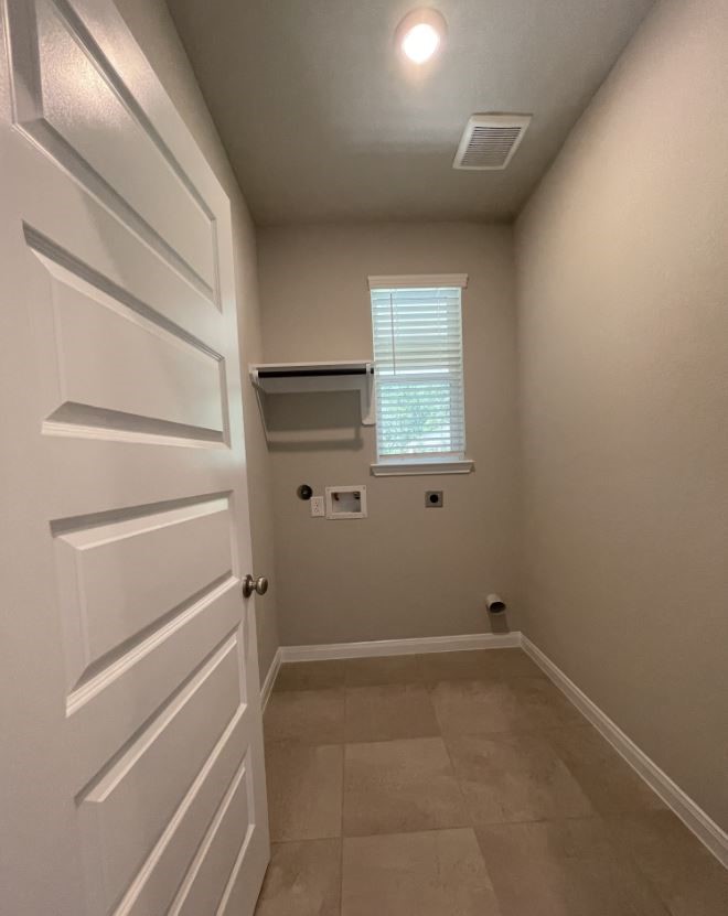7052 Silverleaf Oak Street Property Photo 20