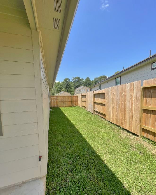 7052 Silverleaf Oak Street Property Photo 25